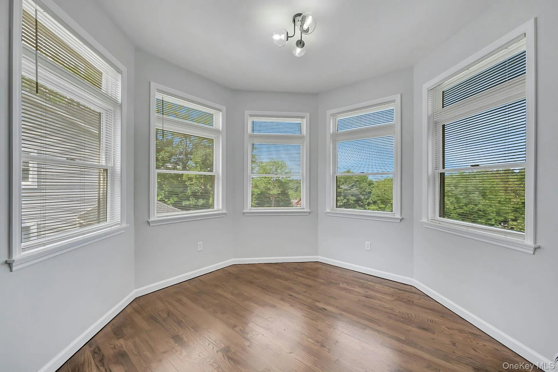 124 Sagamore Road, Eastchester, NY, 3 Bedrooms Bedrooms, 8 Rooms Rooms,2 BathroomsBathrooms,Residential Lease,For Rent,Sagamore,0,1015272 124 Sagamore Road, Eastchester, NY, 3 Bedrooms Bedrooms, 8 Rooms Rooms,2 BathroomsBathrooms,Residential Lease,For Rent,Sagamore,0,1015272