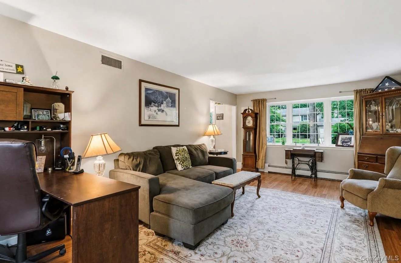 3 Palfrey Street, Brookhaven, NY, 4 Bedrooms Bedrooms, 9 Rooms Rooms,2 BathroomsBathrooms,Residential,For Rent,Palfrey,0,1015273 3 Palfrey Street, Brookhaven, NY, 4 Bedrooms Bedrooms, 9 Rooms Rooms,2 BathroomsBathrooms,Residential,For Rent,Palfrey,0,1015273