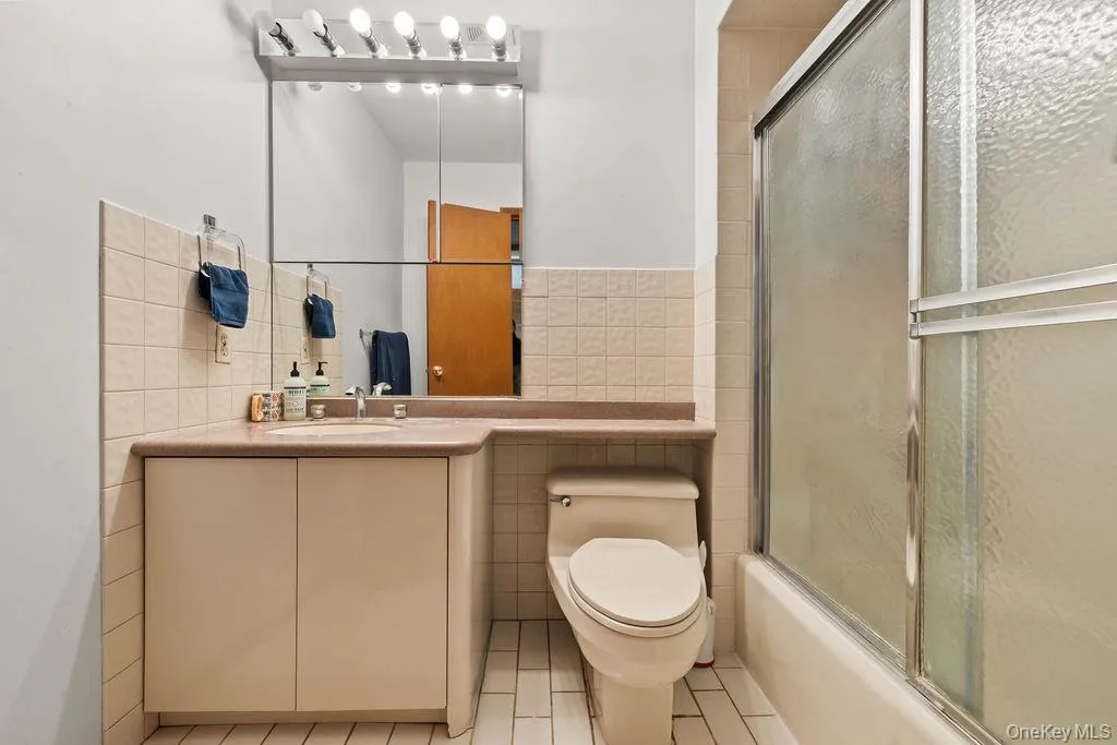 11 Buena Vista Road, Ramapo, NY, 4 Bedrooms Bedrooms, 15 Rooms Rooms,4 BathroomsBathrooms,Residential,For Rent,Buena Vista,0,1015278 11 Buena Vista Road, Ramapo, NY, 4 Bedrooms Bedrooms, 15 Rooms Rooms,4 BathroomsBathrooms,Residential,For Rent,Buena Vista,0,1015278
