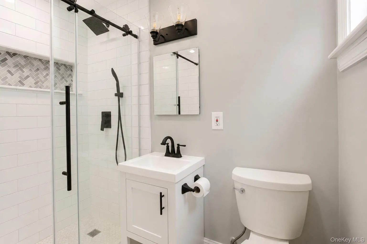 26 Lancaster Road, Hempstead, NY, 3 Bedrooms Bedrooms, 8 Rooms Rooms,2 BathroomsBathrooms,Residential Lease,For Rent,Lancaster,0,1015279 26 Lancaster Road, Hempstead, NY, 3 Bedrooms Bedrooms, 8 Rooms Rooms,2 BathroomsBathrooms,Residential Lease,For Rent,Lancaster,0,1015279