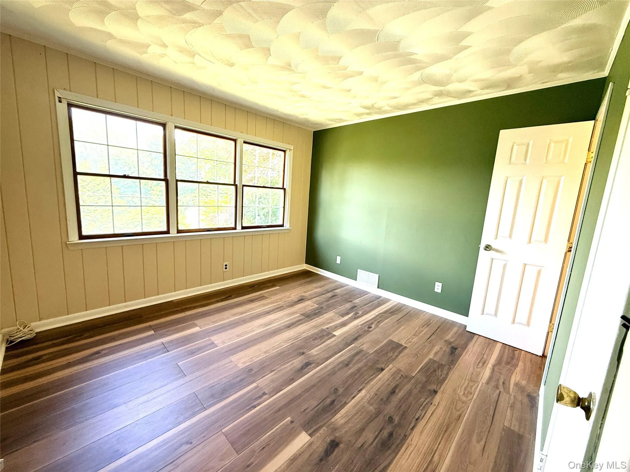1st Floor Bedroom 1st Floor Bedroom