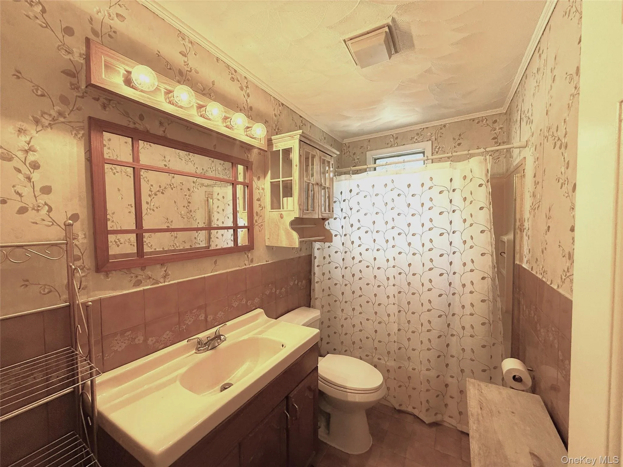 Hall Bathroom Hall Bathroom