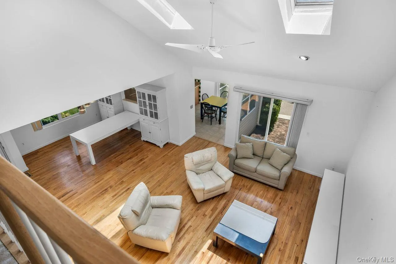 174 Adele Court, Riverhead, NY, 2 Bedrooms Bedrooms, 7 Rooms Rooms,2 BathroomsBathrooms,Residential,For Rent,Adele,0,1015286 174 Adele Court, Riverhead, NY, 2 Bedrooms Bedrooms, 7 Rooms Rooms,2 BathroomsBathrooms,Residential,For Rent,Adele,0,1015286