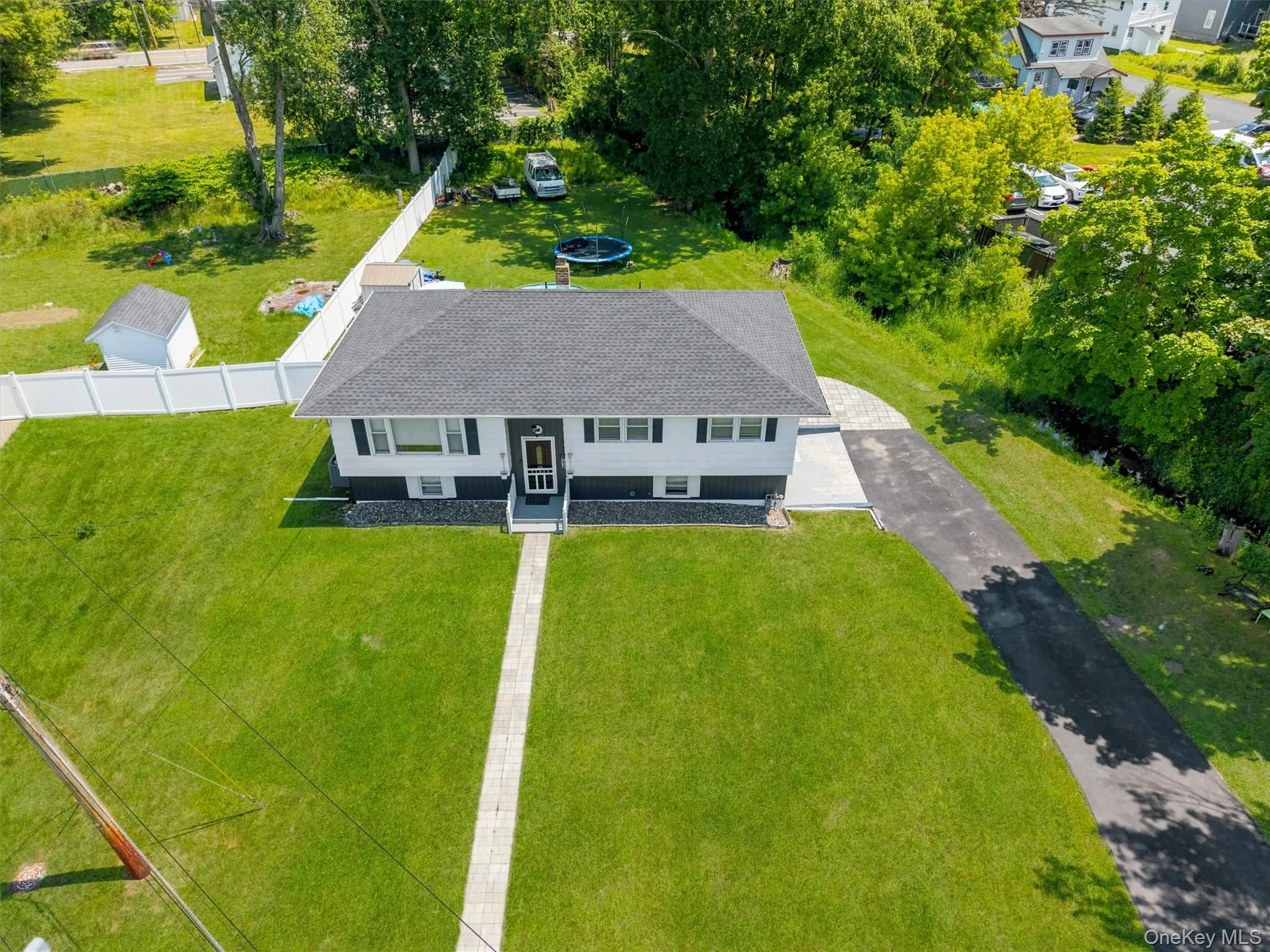 1 Brewster Drive, Middletown, NY, 3 Bedrooms Bedrooms, 8 Rooms Rooms,1 BathroomBathrooms,Residential,For Rent,Brewster,0,1015287 1 Brewster Drive, Middletown, NY, 3 Bedrooms Bedrooms, 8 Rooms Rooms,1 BathroomBathrooms,Residential,For Rent,Brewster,0,1015287