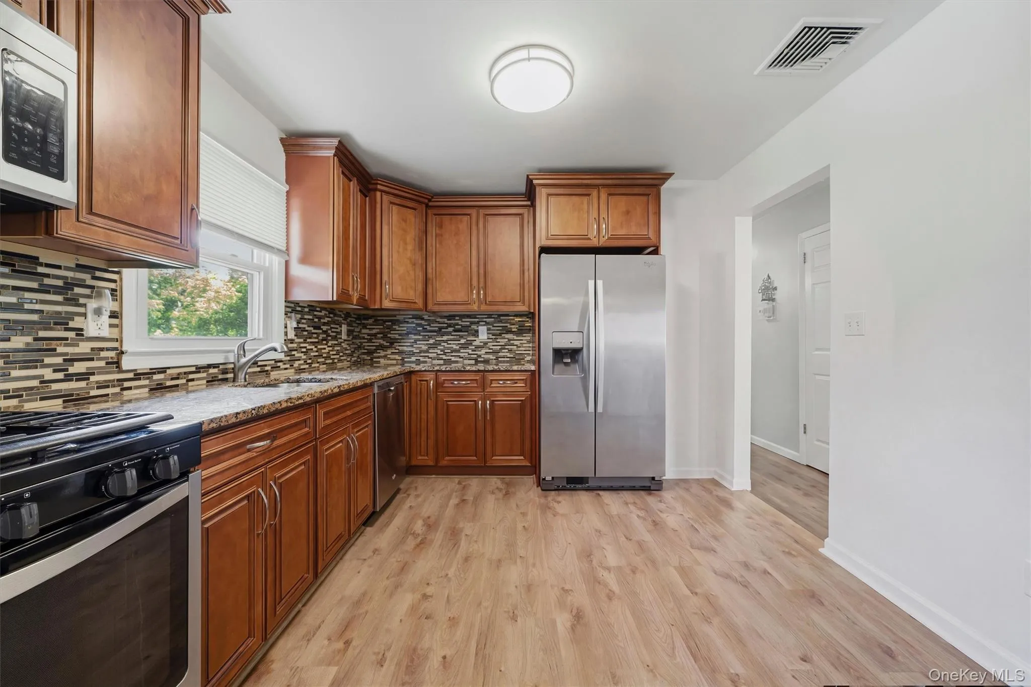 1 Brewster Drive, Middletown, NY, 3 Bedrooms Bedrooms, 8 Rooms Rooms,1 BathroomBathrooms,Residential,For Rent,Brewster,0,1015287 1 Brewster Drive, Middletown, NY, 3 Bedrooms Bedrooms, 8 Rooms Rooms,1 BathroomBathrooms,Residential,For Rent,Brewster,0,1015287