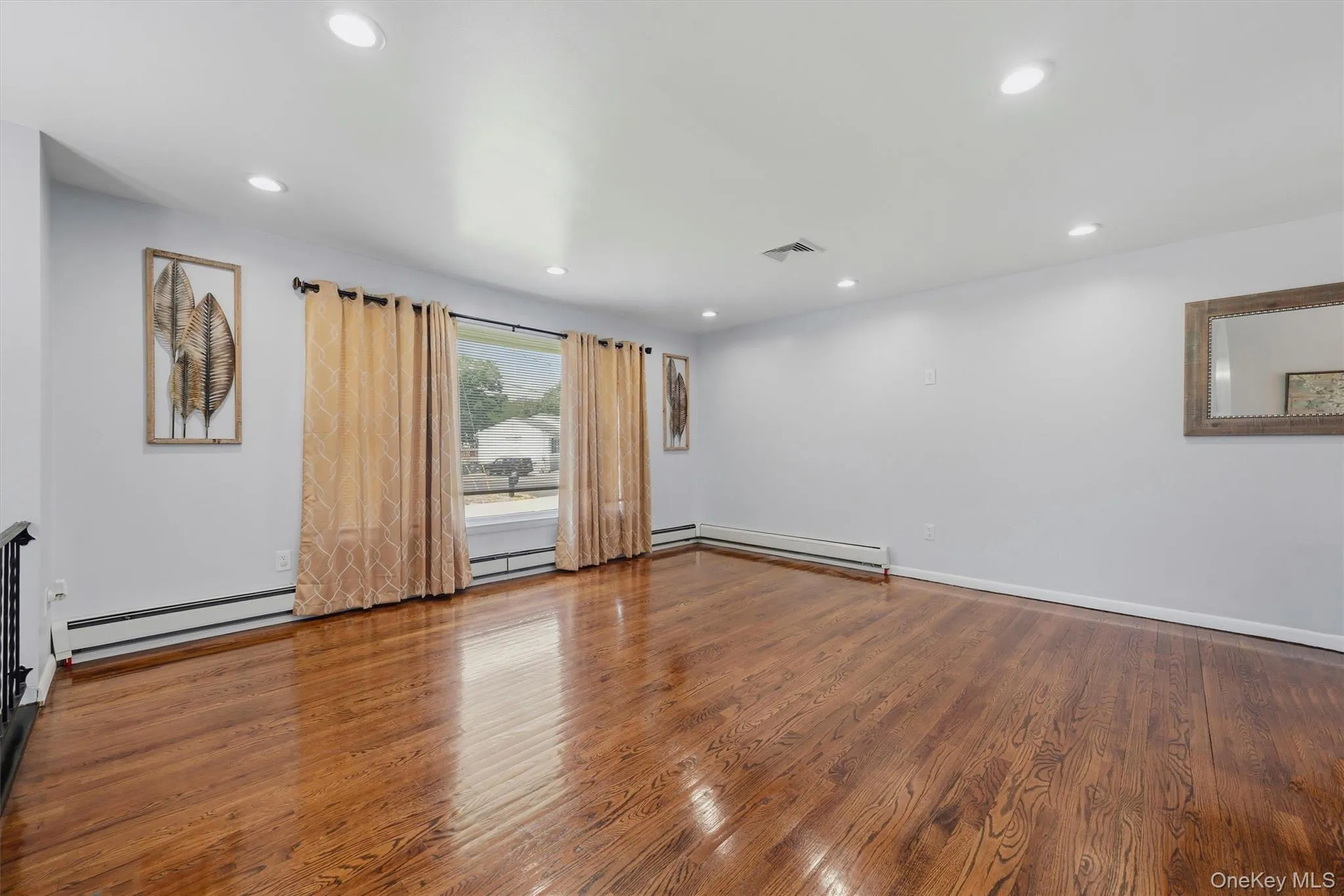 1 Brewster Drive, Middletown, NY, 3 Bedrooms Bedrooms, 8 Rooms Rooms,1 BathroomBathrooms,Residential,For Rent,Brewster,0,1015287 1 Brewster Drive, Middletown, NY, 3 Bedrooms Bedrooms, 8 Rooms Rooms,1 BathroomBathrooms,Residential,For Rent,Brewster,0,1015287