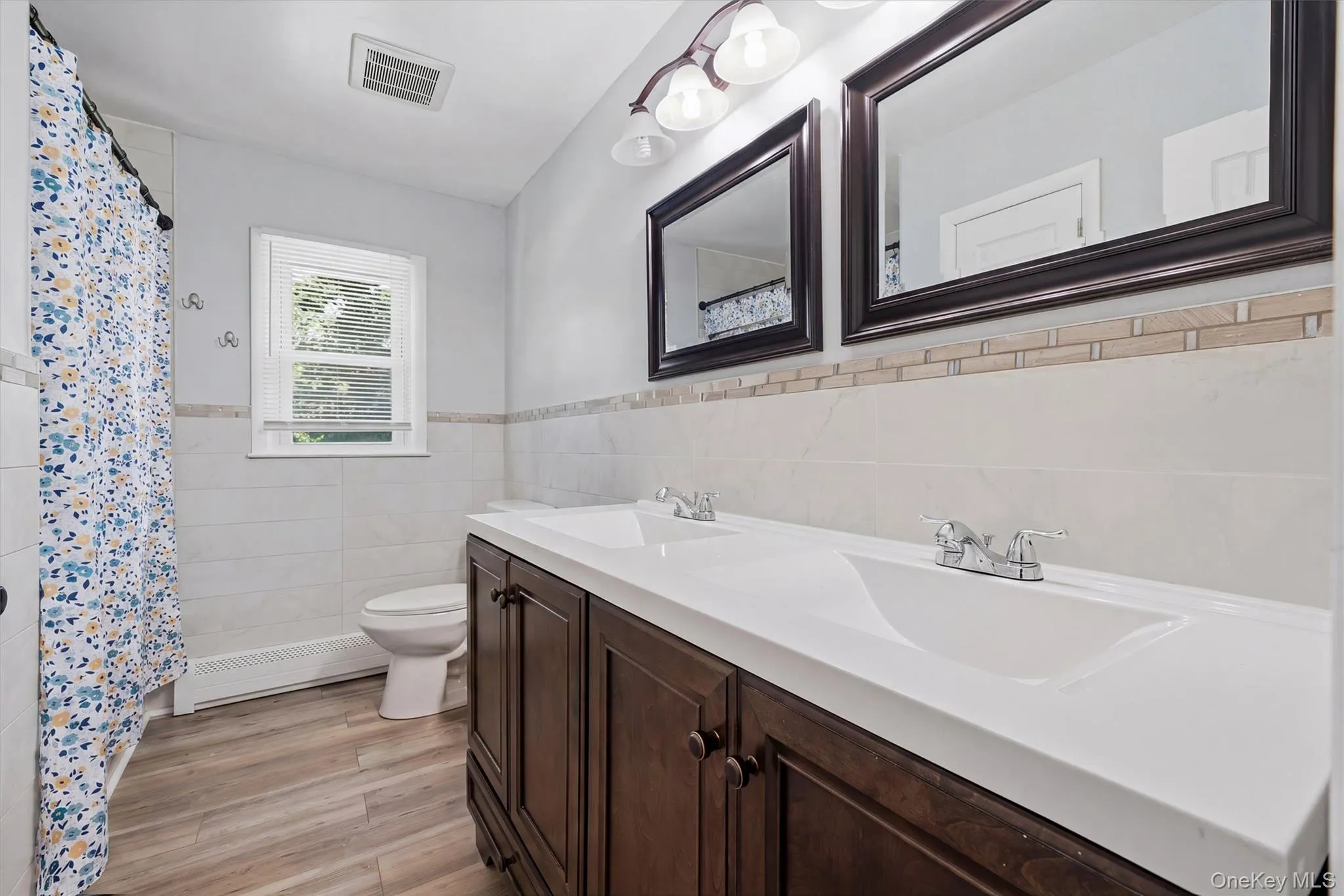 1 Brewster Drive, Middletown, NY, 3 Bedrooms Bedrooms, 8 Rooms Rooms,1 BathroomBathrooms,Residential,For Rent,Brewster,0,1015287 1 Brewster Drive, Middletown, NY, 3 Bedrooms Bedrooms, 8 Rooms Rooms,1 BathroomBathrooms,Residential,For Rent,Brewster,0,1015287