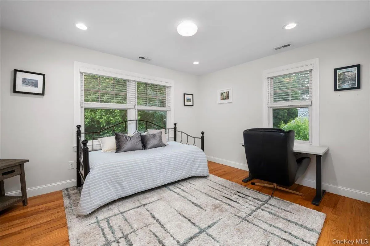 78 Shore Drive, Mamaroneck, NY, 4 Bedrooms Bedrooms, 8 Rooms Rooms,3 BathroomsBathrooms,Residential,For Rent,Shore,0,1015288 78 Shore Drive, Mamaroneck, NY, 4 Bedrooms Bedrooms, 8 Rooms Rooms,3 BathroomsBathrooms,Residential,For Rent,Shore,0,1015288