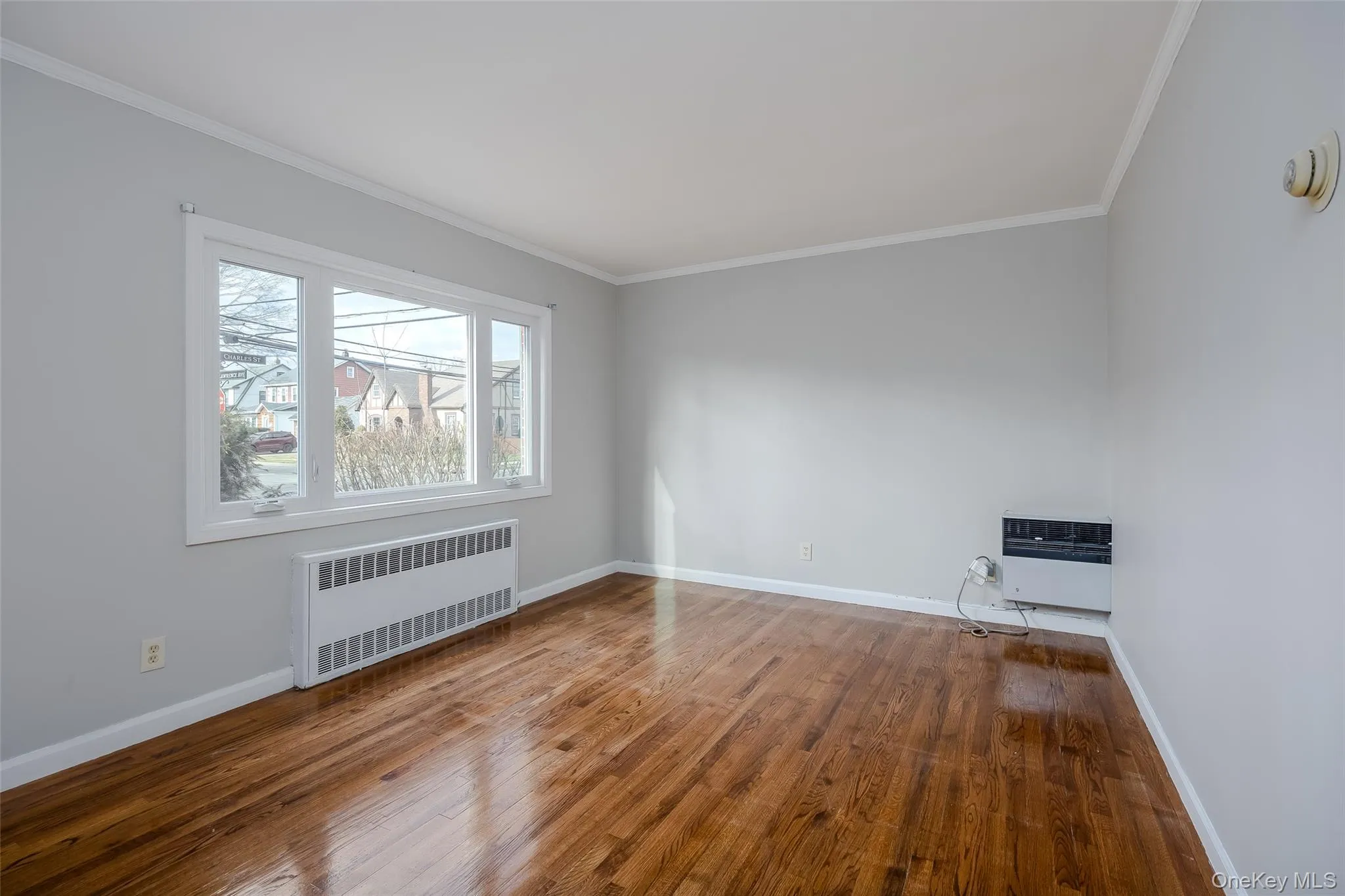 152 Charles Street, Hempstead, NY, 2 Bedrooms Bedrooms, 7 Rooms Rooms,1 BathroomBathrooms,Residential Lease,For Rent,Charles,0,1015290 152 Charles Street, Hempstead, NY, 2 Bedrooms Bedrooms, 7 Rooms Rooms,1 BathroomBathrooms,Residential Lease,For Rent,Charles,0,1015290