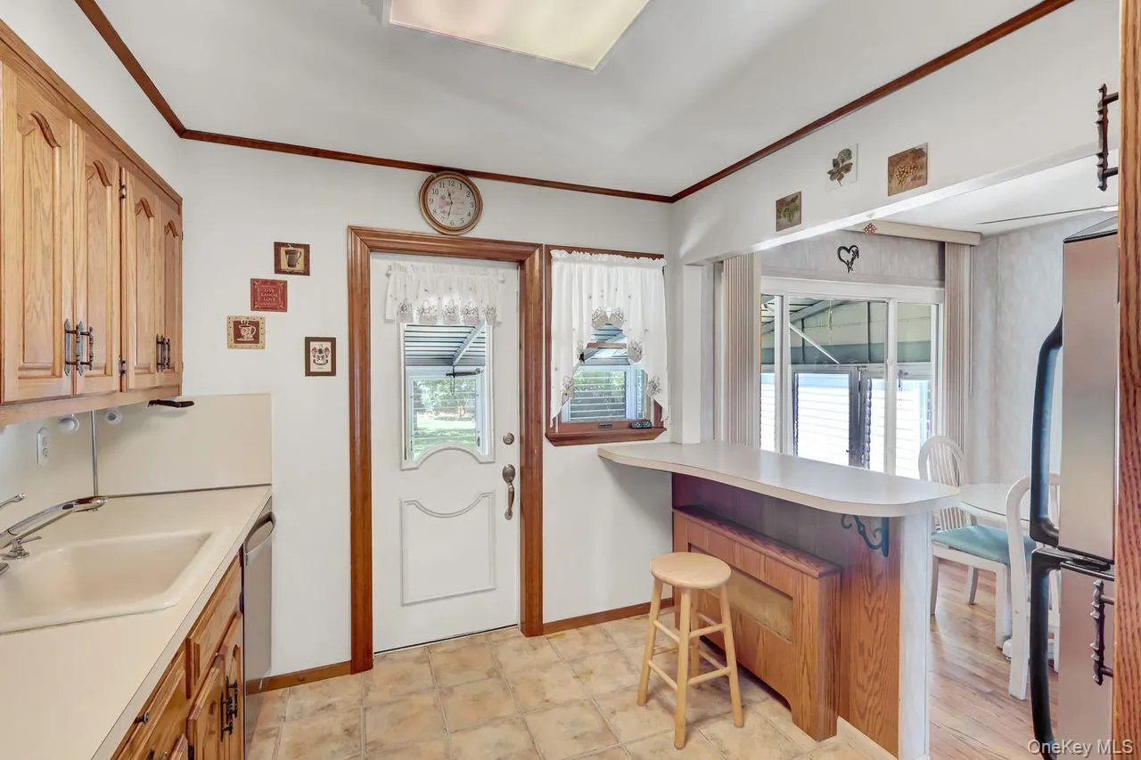 955 Cedar Court, Hempstead, NY, 4 Bedrooms Bedrooms, 7 Rooms Rooms,1 BathroomBathrooms,Residential,For Rent,Cedar,0,1015293 955 Cedar Court, Hempstead, NY, 4 Bedrooms Bedrooms, 7 Rooms Rooms,1 BathroomBathrooms,Residential,For Rent,Cedar,0,1015293