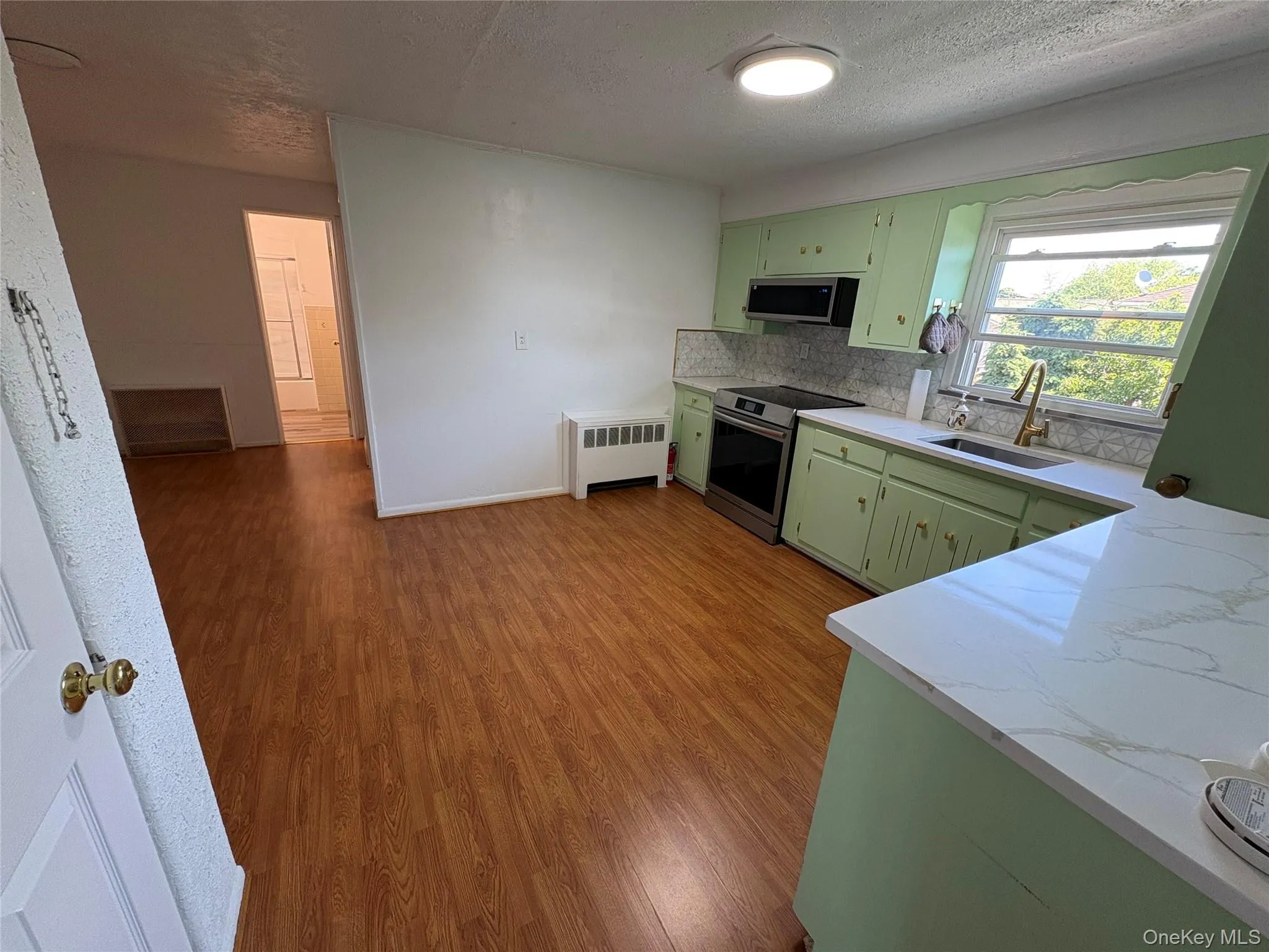 113 Parma Road, Hempstead, NY, 2 Bedrooms Bedrooms, 5 Rooms Rooms,1 BathroomBathrooms,Residential Lease,For Rent,Parma,0,1015295 113 Parma Road, Hempstead, NY, 2 Bedrooms Bedrooms, 5 Rooms Rooms,1 BathroomBathrooms,Residential Lease,For Rent,Parma,0,1015295