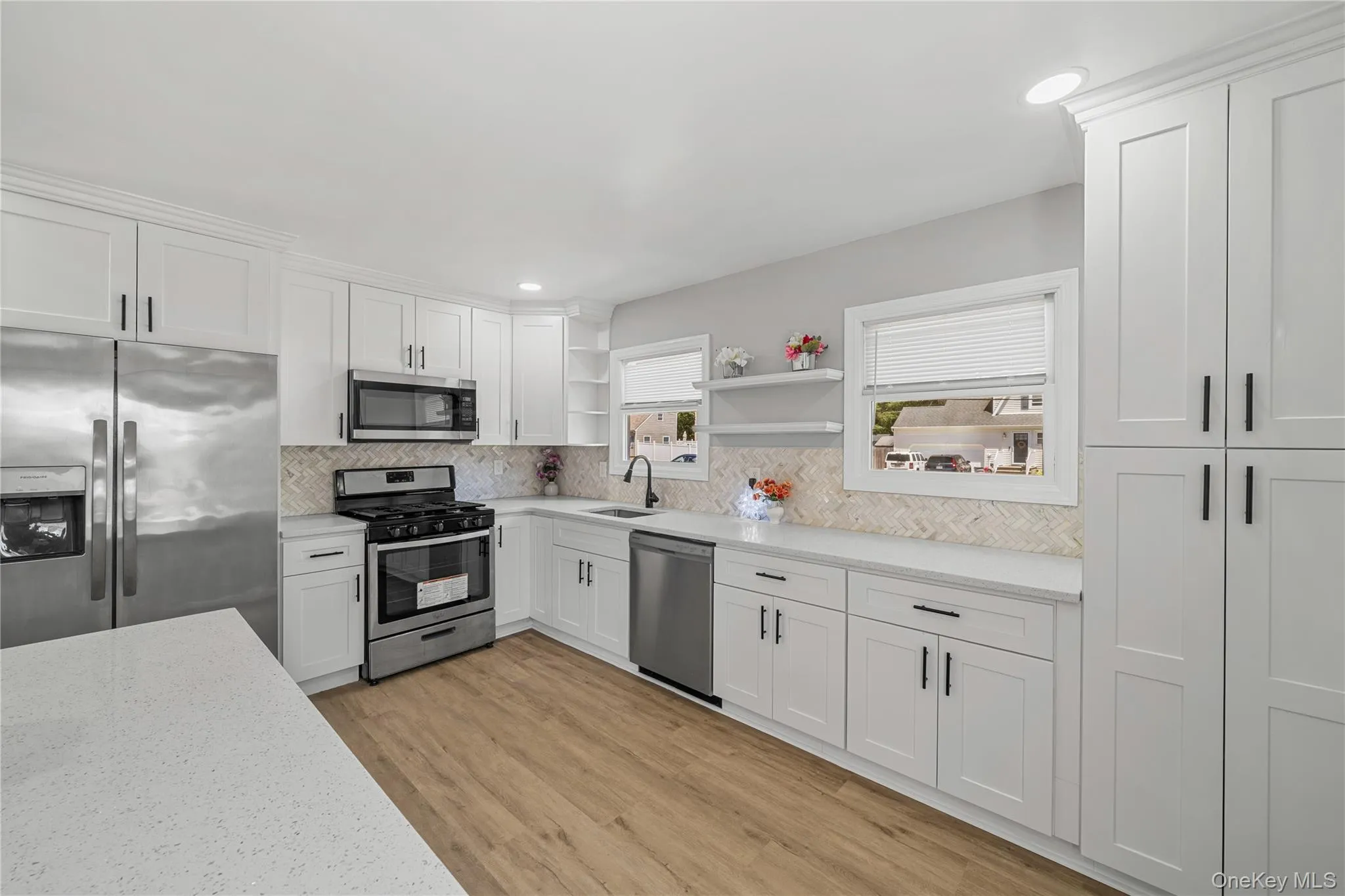 26 Bellwood Avenue, Brookhaven, NY, 4 Bedrooms Bedrooms, 8 Rooms Rooms,2 BathroomsBathrooms,Residential,For Rent,Bellwood,0,1015296 26 Bellwood Avenue, Brookhaven, NY, 4 Bedrooms Bedrooms, 8 Rooms Rooms,2 BathroomsBathrooms,Residential,For Rent,Bellwood,0,1015296