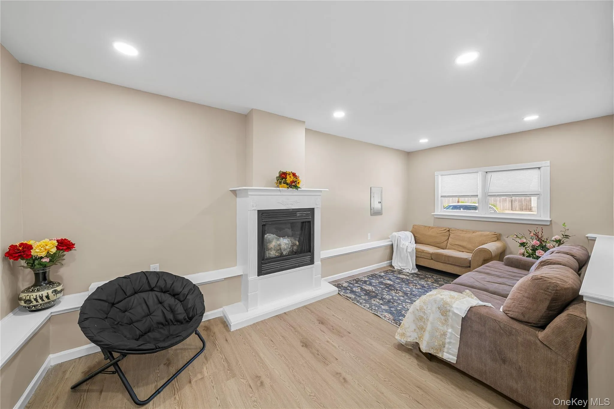 26 Bellwood Avenue, Brookhaven, NY, 4 Bedrooms Bedrooms, 8 Rooms Rooms,2 BathroomsBathrooms,Residential,For Rent,Bellwood,0,1015296 26 Bellwood Avenue, Brookhaven, NY, 4 Bedrooms Bedrooms, 8 Rooms Rooms,2 BathroomsBathrooms,Residential,For Rent,Bellwood,0,1015296