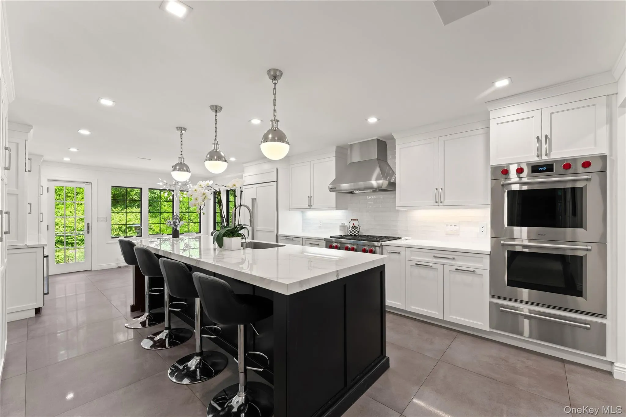 Sunlit and spacious kitchen with tons of storage space Sunlit and spacious kitchen with tons of storage space