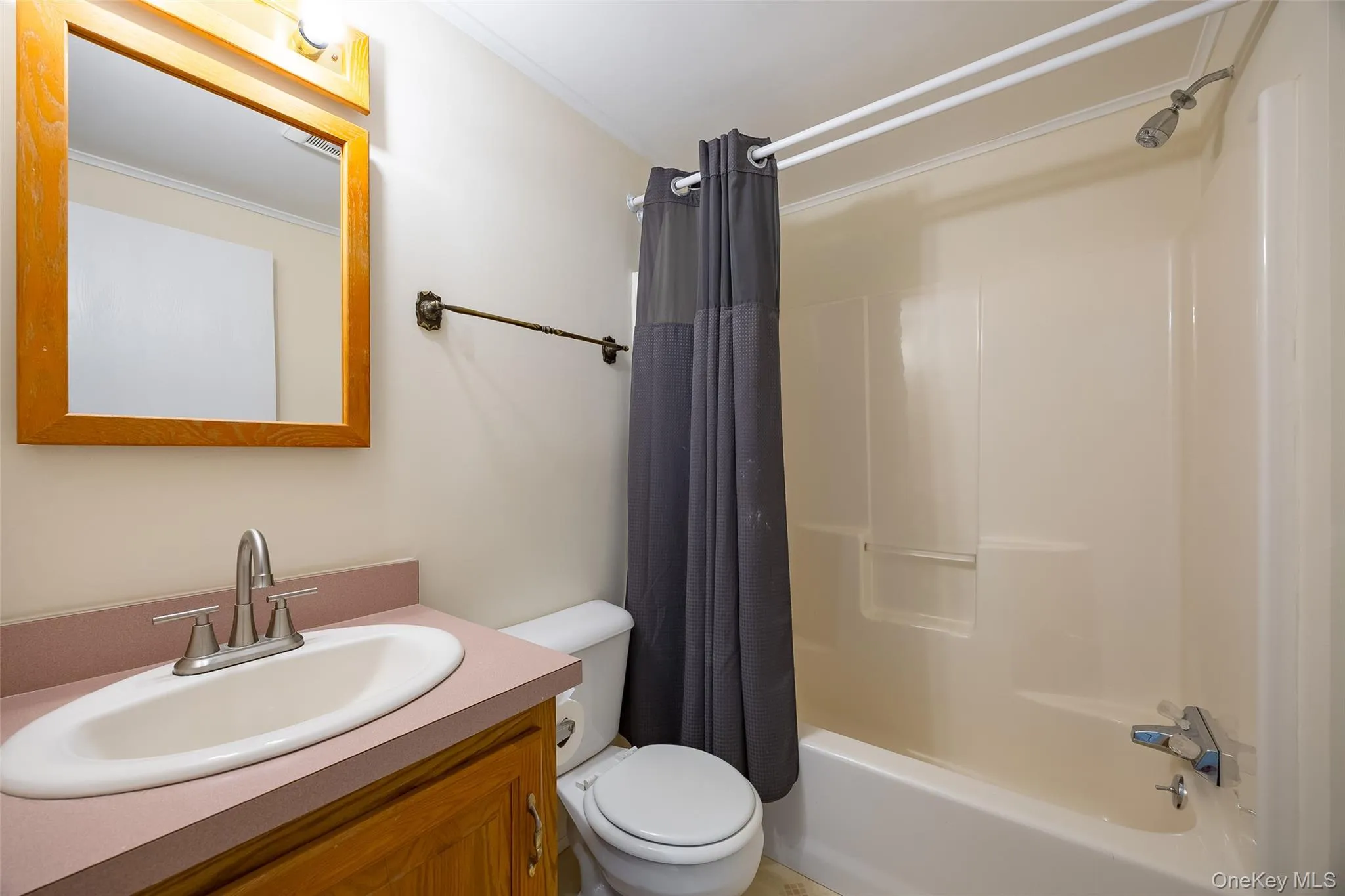 7139 Route 9, Rhinebeck, NY, 3 Bedrooms Bedrooms, 9 Rooms Rooms,2 BathroomsBathrooms,Residential,For Rent,Route 9,0,1015303 7139 Route 9, Rhinebeck, NY, 3 Bedrooms Bedrooms, 9 Rooms Rooms,2 BathroomsBathrooms,Residential,For Rent,Route 9,0,1015303