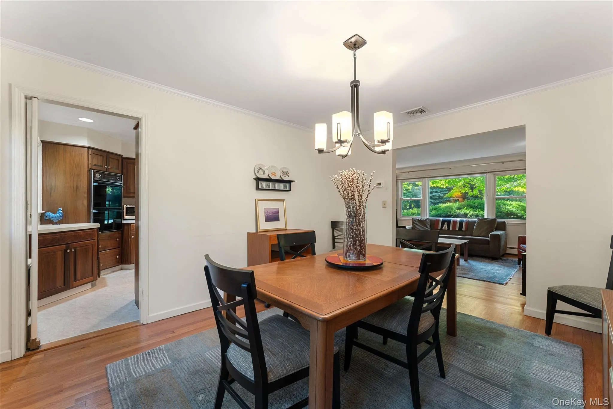 4 Pin Oak Lane, White Plains, NY, 3 Bedrooms Bedrooms, 7 Rooms Rooms,2 BathroomsBathrooms,Residential,For Rent,Pin Oak,0,KEY1015304 4 Pin Oak Lane, White Plains, NY, 3 Bedrooms Bedrooms, 7 Rooms Rooms,2 BathroomsBathrooms,Residential,For Rent,Pin Oak,0,KEY1015304