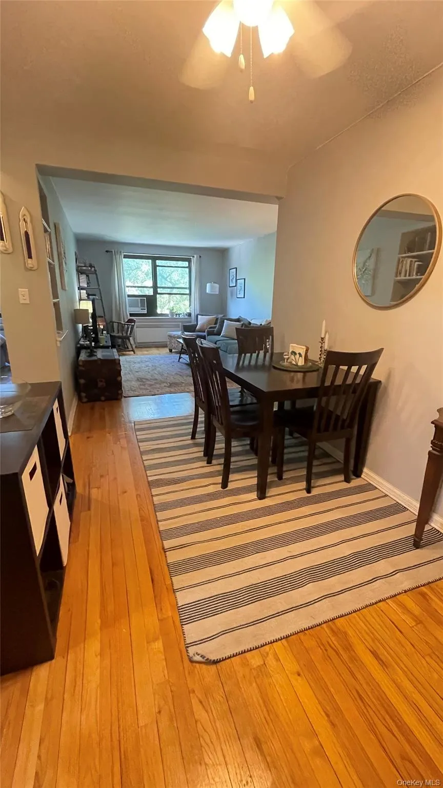 212-04 75th Avenue, New York, NY, 1 Bedroom Bedrooms, 5 Rooms Rooms,1 BathroomBathrooms,Residential Lease,For Rent,75th,0,1015308 212-04 75th Avenue, New York, NY, 1 Bedroom Bedrooms, 5 Rooms Rooms,1 BathroomBathrooms,Residential Lease,For Rent,75th,0,1015308