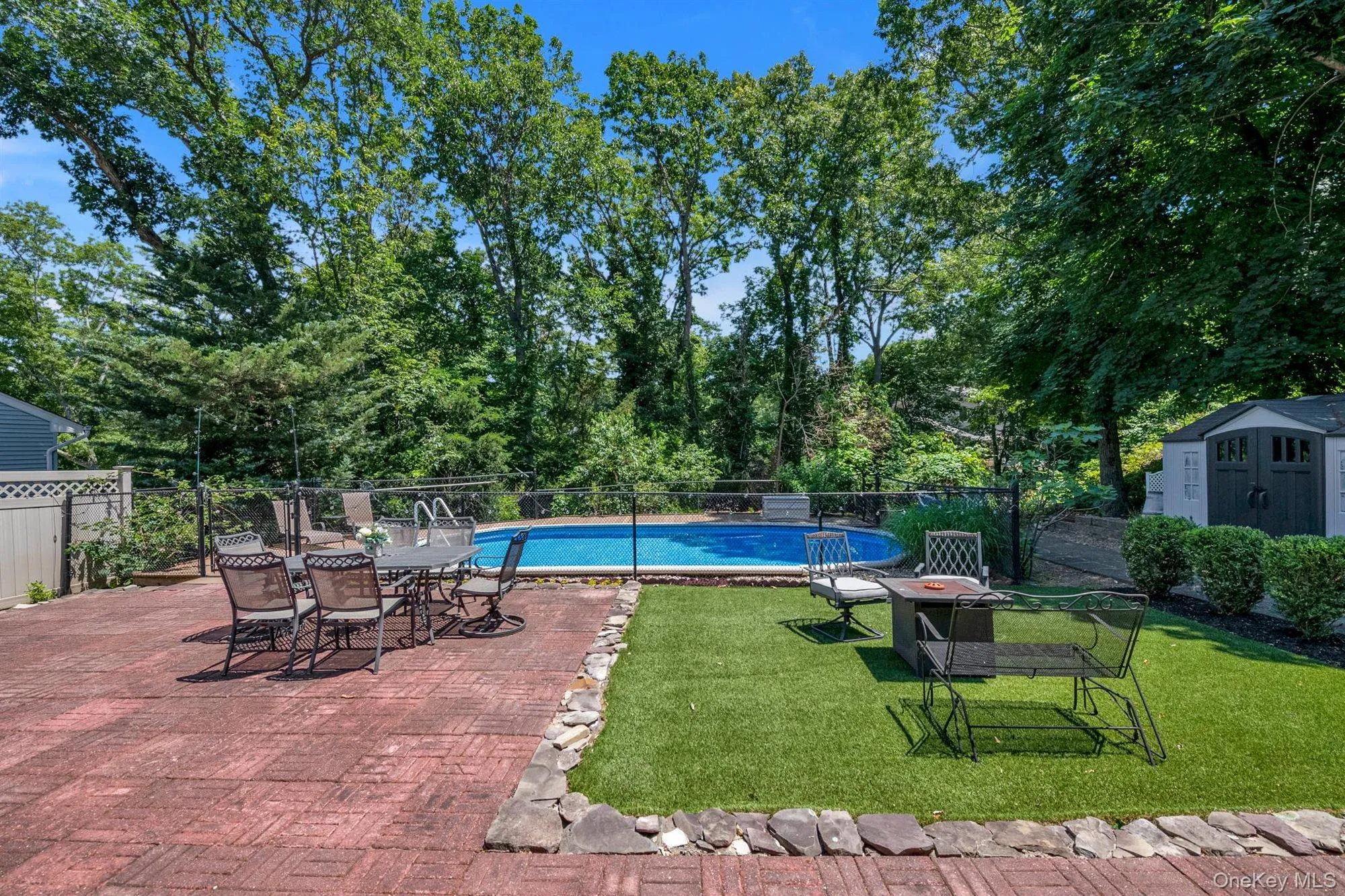 17 Broadview Avenue, Smithtown, NY, 4 Bedrooms Bedrooms, 8 Rooms Rooms,1 BathroomBathrooms,Residential,For Rent,Broadview,0,1015310 17 Broadview Avenue, Smithtown, NY, 4 Bedrooms Bedrooms, 8 Rooms Rooms,1 BathroomBathrooms,Residential,For Rent,Broadview,0,1015310