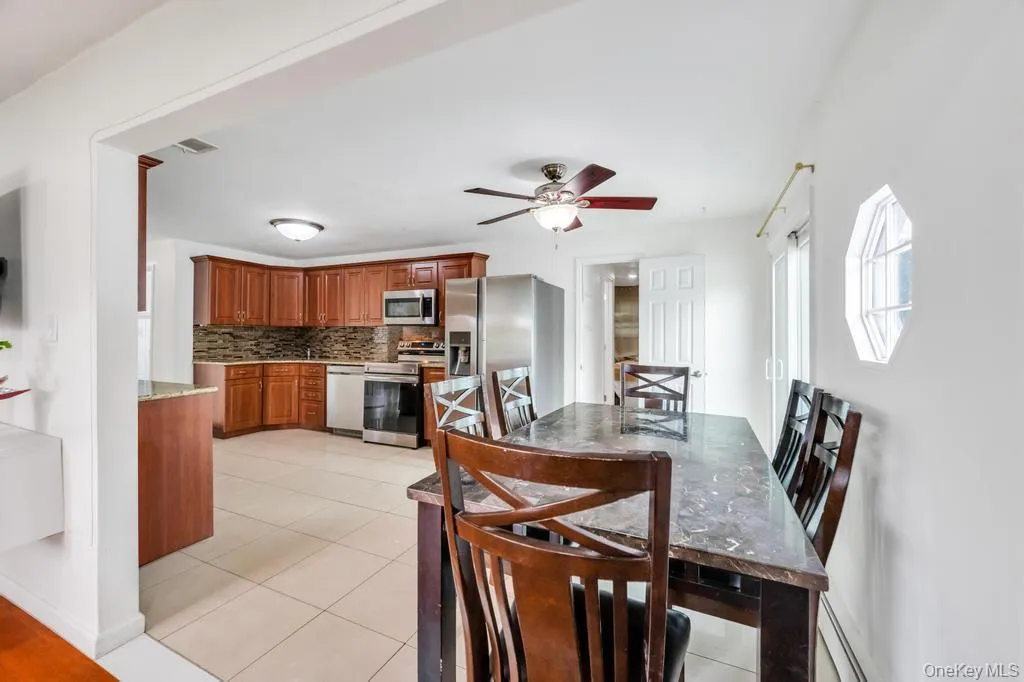 32 Beverly Street, Islip, NY, 5 Bedrooms Bedrooms, 15 Rooms Rooms,3 BathroomsBathrooms,Residential,For Rent,Beverly,0,KEY1015313 32 Beverly Street, Islip, NY, 5 Bedrooms Bedrooms, 15 Rooms Rooms,3 BathroomsBathrooms,Residential,For Rent,Beverly,0,KEY1015313