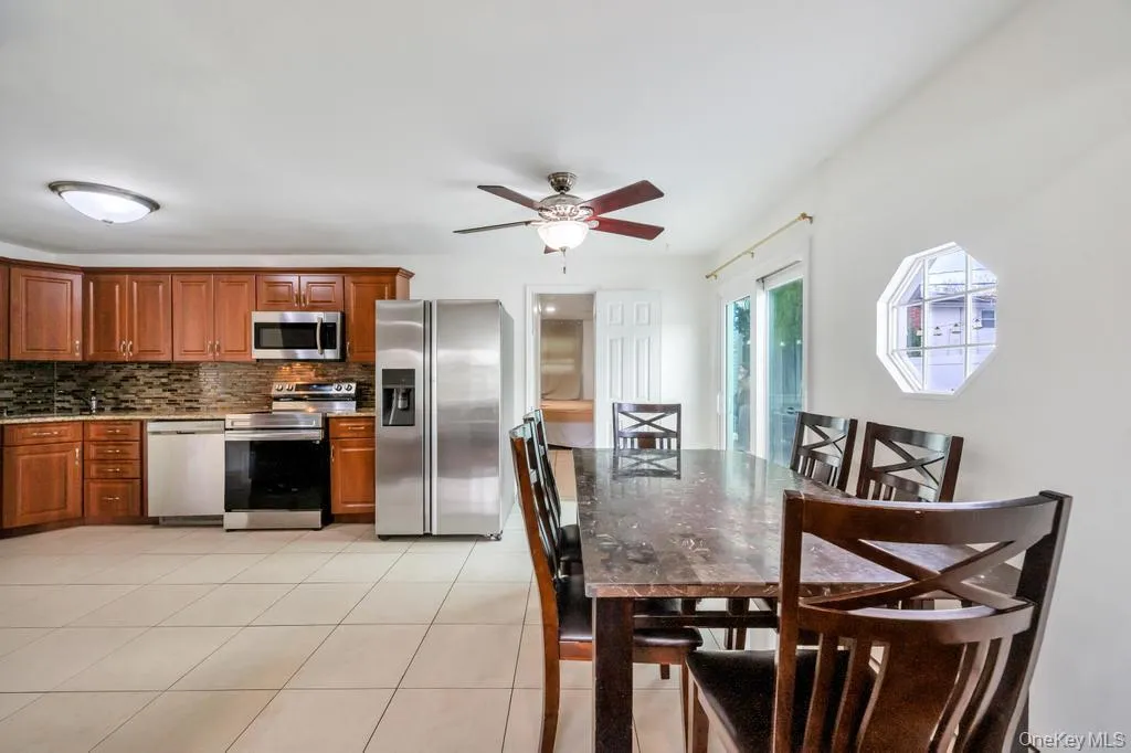 32 Beverly Street, Islip, NY, 5 Bedrooms Bedrooms, 15 Rooms Rooms,3 BathroomsBathrooms,Residential,For Rent,Beverly,0,KEY1015313 32 Beverly Street, Islip, NY, 5 Bedrooms Bedrooms, 15 Rooms Rooms,3 BathroomsBathrooms,Residential,For Rent,Beverly,0,KEY1015313