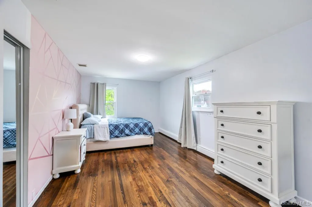 32 Beverly Street, Islip, NY, 5 Bedrooms Bedrooms, 15 Rooms Rooms,3 BathroomsBathrooms,Residential,For Rent,Beverly,0,KEY1015313 32 Beverly Street, Islip, NY, 5 Bedrooms Bedrooms, 15 Rooms Rooms,3 BathroomsBathrooms,Residential,For Rent,Beverly,0,KEY1015313
