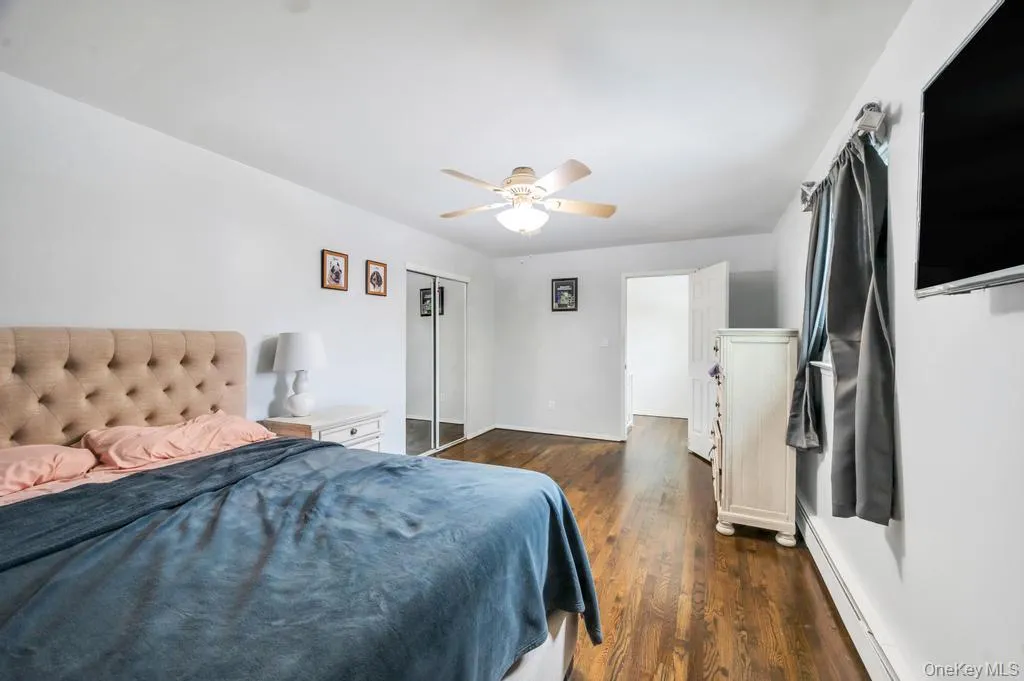 32 Beverly Street, Islip, NY, 5 Bedrooms Bedrooms, 15 Rooms Rooms,3 BathroomsBathrooms,Residential,For Rent,Beverly,0,KEY1015313 32 Beverly Street, Islip, NY, 5 Bedrooms Bedrooms, 15 Rooms Rooms,3 BathroomsBathrooms,Residential,For Rent,Beverly,0,KEY1015313