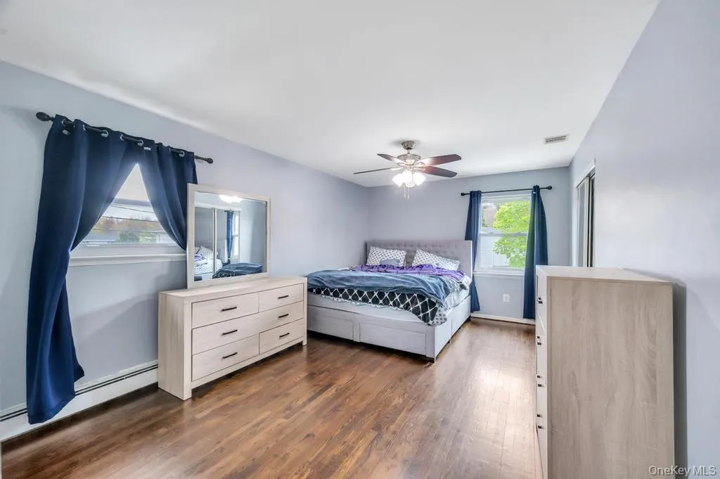 32 Beverly Street, Islip, NY, 5 Bedrooms Bedrooms, 15 Rooms Rooms,3 BathroomsBathrooms,Residential,For Rent,Beverly,0,KEY1015313 32 Beverly Street, Islip, NY, 5 Bedrooms Bedrooms, 15 Rooms Rooms,3 BathroomsBathrooms,Residential,For Rent,Beverly,0,KEY1015313