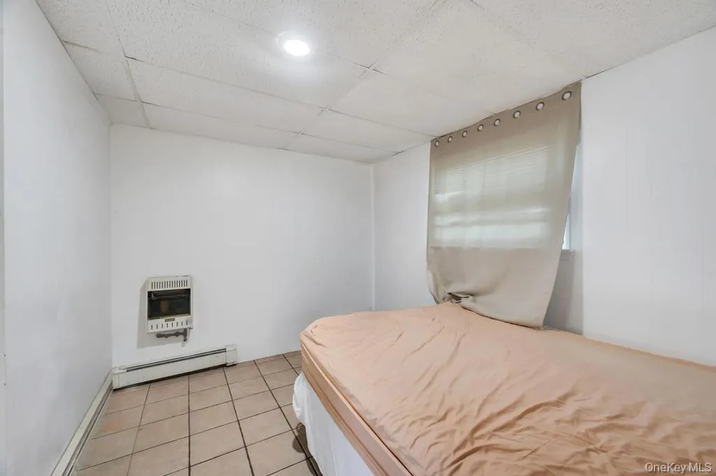 32 Beverly Street, Islip, NY, 5 Bedrooms Bedrooms, 15 Rooms Rooms,3 BathroomsBathrooms,Residential,For Rent,Beverly,0,KEY1015313 32 Beverly Street, Islip, NY, 5 Bedrooms Bedrooms, 15 Rooms Rooms,3 BathroomsBathrooms,Residential,For Rent,Beverly,0,KEY1015313