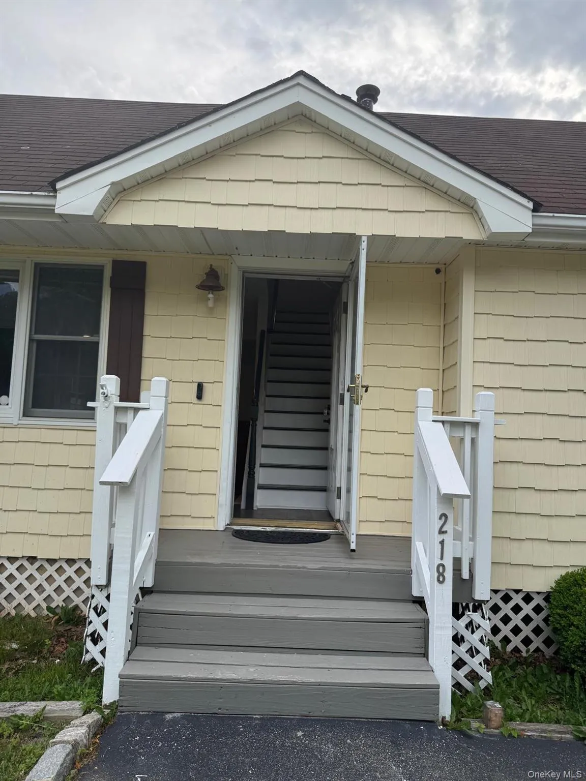 218 bayview Drive, Brookhaven, NY, 4 Bedrooms Bedrooms, 8 Rooms Rooms,2 BathroomsBathrooms,Residential,For Rent,bayview,0,1015314 218 bayview Drive, Brookhaven, NY, 4 Bedrooms Bedrooms, 8 Rooms Rooms,2 BathroomsBathrooms,Residential,For Rent,bayview,0,1015314