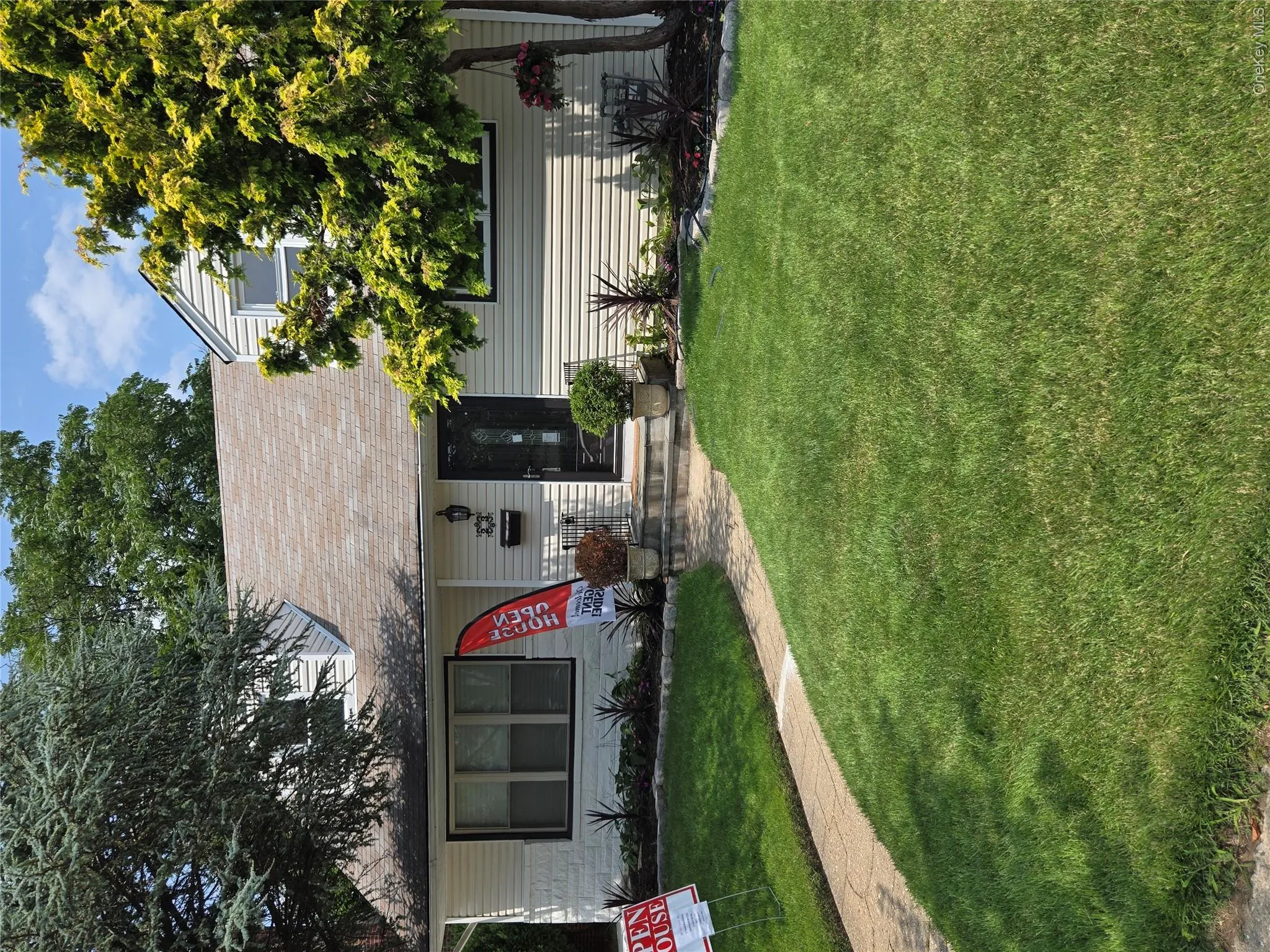 23 Harriman Avenue, Hempstead, NY, 4 Bedrooms Bedrooms, 10 Rooms Rooms,3 BathroomsBathrooms,Residential,For Rent,Harriman,0,1015316 23 Harriman Avenue, Hempstead, NY, 4 Bedrooms Bedrooms, 10 Rooms Rooms,3 BathroomsBathrooms,Residential,For Rent,Harriman,0,1015316