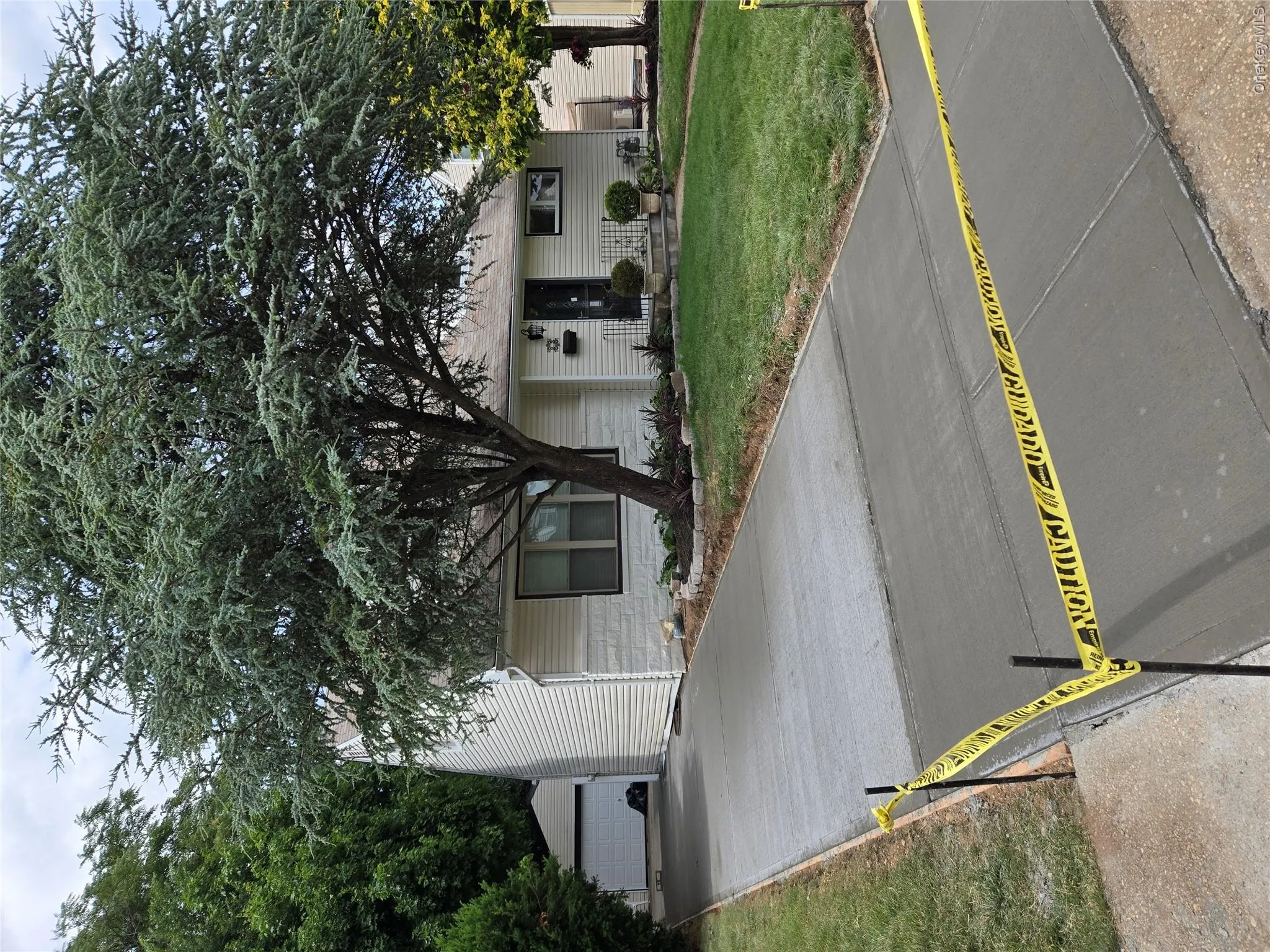 23 Harriman Avenue, Hempstead, NY, 4 Bedrooms Bedrooms, 10 Rooms Rooms,3 BathroomsBathrooms,Residential,For Rent,Harriman,0,1015316 23 Harriman Avenue, Hempstead, NY, 4 Bedrooms Bedrooms, 10 Rooms Rooms,3 BathroomsBathrooms,Residential,For Rent,Harriman,0,1015316