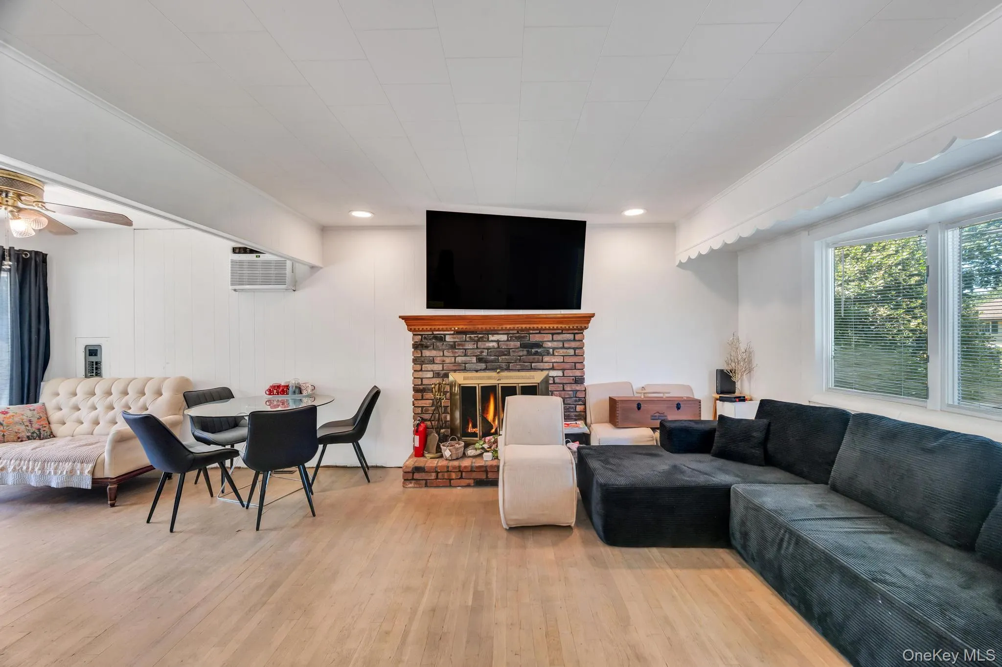 2815 Eagle Avenue, Brookhaven, NY, 3 Bedrooms Bedrooms, 6 Rooms Rooms,1 BathroomBathrooms,Residential,For Rent,Eagle,0,KEY1015318 2815 Eagle Avenue, Brookhaven, NY, 3 Bedrooms Bedrooms, 6 Rooms Rooms,1 BathroomBathrooms,Residential,For Rent,Eagle,0,KEY1015318