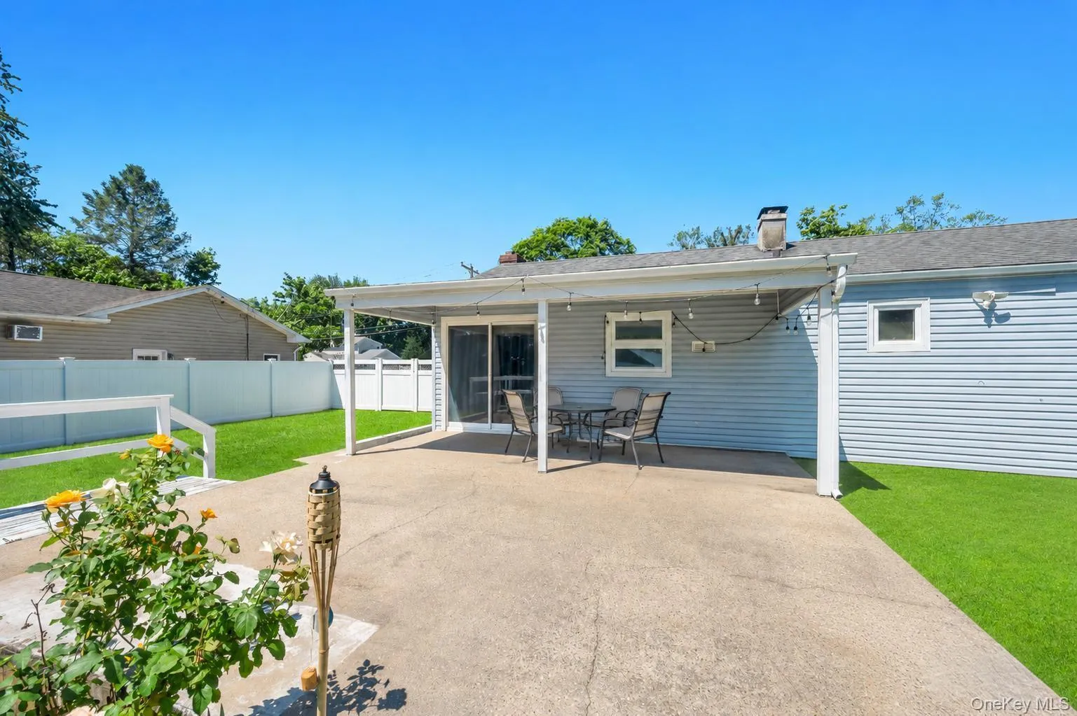 2815 Eagle Avenue, Brookhaven, NY, 3 Bedrooms Bedrooms, 6 Rooms Rooms,1 BathroomBathrooms,Residential,For Rent,Eagle,0,KEY1015318 2815 Eagle Avenue, Brookhaven, NY, 3 Bedrooms Bedrooms, 6 Rooms Rooms,1 BathroomBathrooms,Residential,For Rent,Eagle,0,KEY1015318