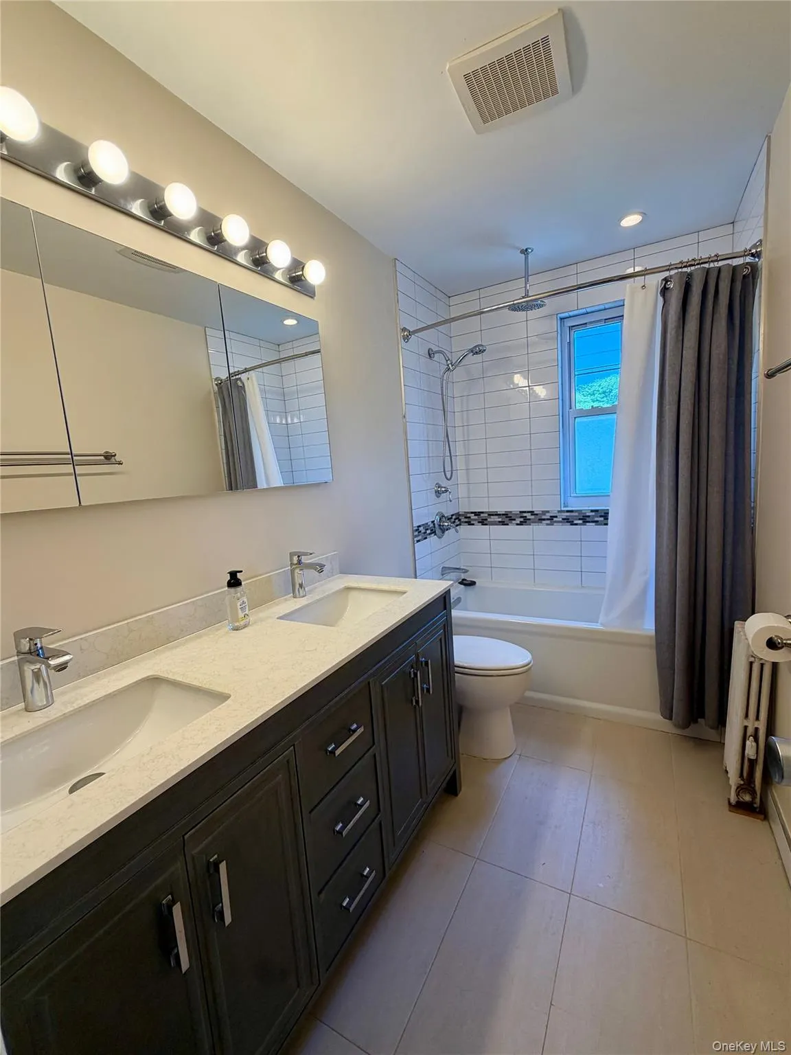 19323 Station Road, New York, NY, 3 Bedrooms Bedrooms, 8 Rooms Rooms,2 BathroomsBathrooms,Residential,For Rent,Station,0,1015320 19323 Station Road, New York, NY, 3 Bedrooms Bedrooms, 8 Rooms Rooms,2 BathroomsBathrooms,Residential,For Rent,Station,0,1015320