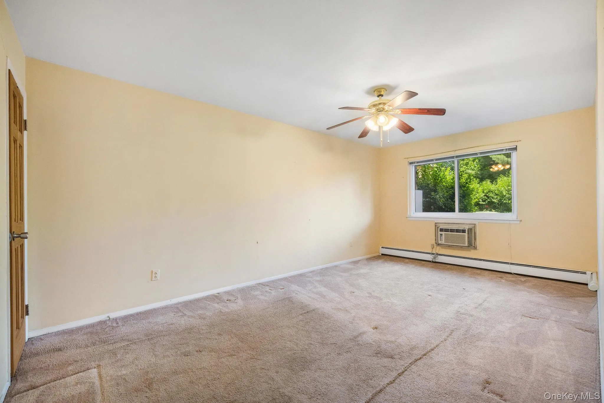 76 Sierra Vista Lane, Clarkstown, NY, 1 Bedroom Bedrooms, 5 Rooms Rooms,1 BathroomBathrooms,Residential,For Rent,Sierra Vista,0,1015324 76 Sierra Vista Lane, Clarkstown, NY, 1 Bedroom Bedrooms, 5 Rooms Rooms,1 BathroomBathrooms,Residential,For Rent,Sierra Vista,0,1015324