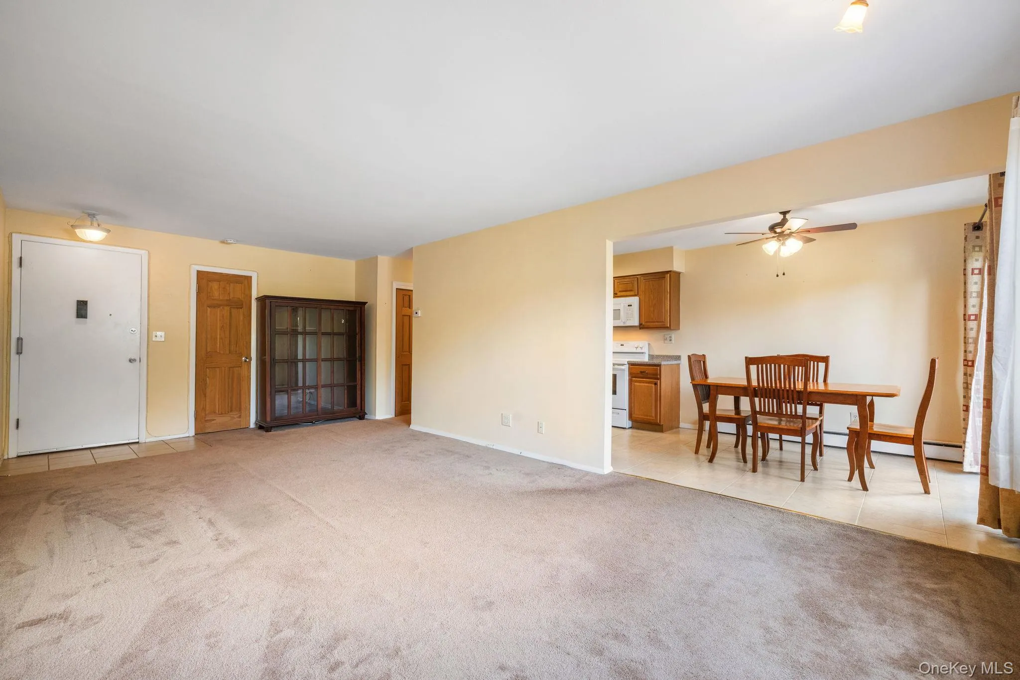 76 Sierra Vista Lane, Clarkstown, NY, 1 Bedroom Bedrooms, 5 Rooms Rooms,1 BathroomBathrooms,Residential,For Rent,Sierra Vista,0,1015324 76 Sierra Vista Lane, Clarkstown, NY, 1 Bedroom Bedrooms, 5 Rooms Rooms,1 BathroomBathrooms,Residential,For Rent,Sierra Vista,0,1015324