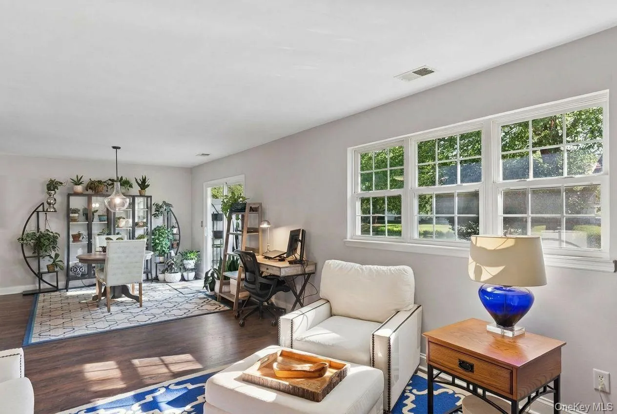 42 Blueberry Common, Riverhead, NY, 2 Bedrooms Bedrooms, 5 Rooms Rooms,2 BathroomsBathrooms,Residential,For Rent,Blueberry,0,1015325 42 Blueberry Common, Riverhead, NY, 2 Bedrooms Bedrooms, 5 Rooms Rooms,2 BathroomsBathrooms,Residential,For Rent,Blueberry,0,1015325