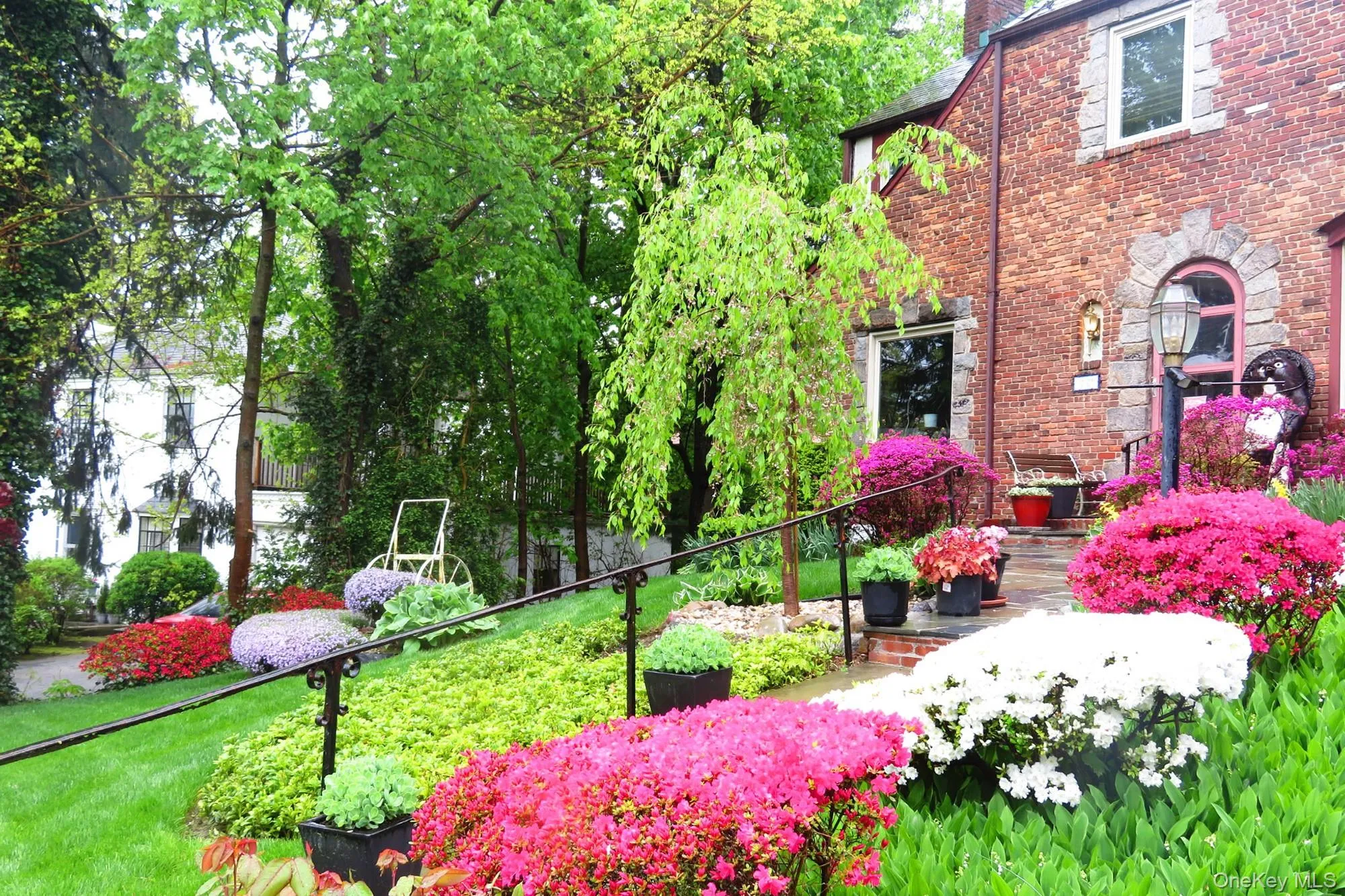 36 Strathmore Road, North Hempstead, NY, 3 Bedrooms Bedrooms, 11 Rooms Rooms,2 BathroomsBathrooms,Residential,For Rent,Strathmore,0,1015327 36 Strathmore Road, North Hempstead, NY, 3 Bedrooms Bedrooms, 11 Rooms Rooms,2 BathroomsBathrooms,Residential,For Rent,Strathmore,0,1015327