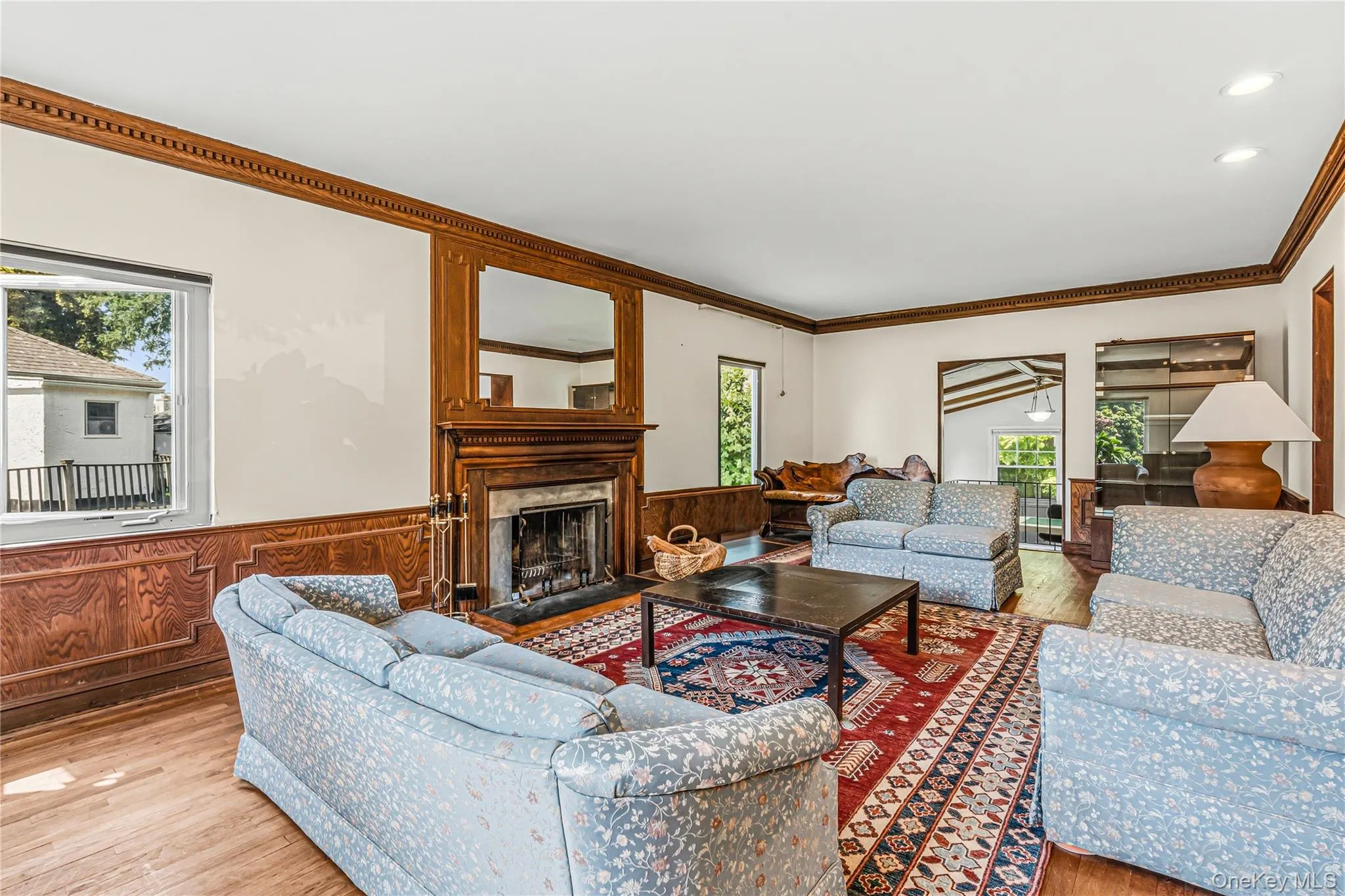 36 Strathmore Road, North Hempstead, NY, 3 Bedrooms Bedrooms, 11 Rooms Rooms,2 BathroomsBathrooms,Residential,For Rent,Strathmore,0,1015327 36 Strathmore Road, North Hempstead, NY, 3 Bedrooms Bedrooms, 11 Rooms Rooms,2 BathroomsBathrooms,Residential,For Rent,Strathmore,0,1015327