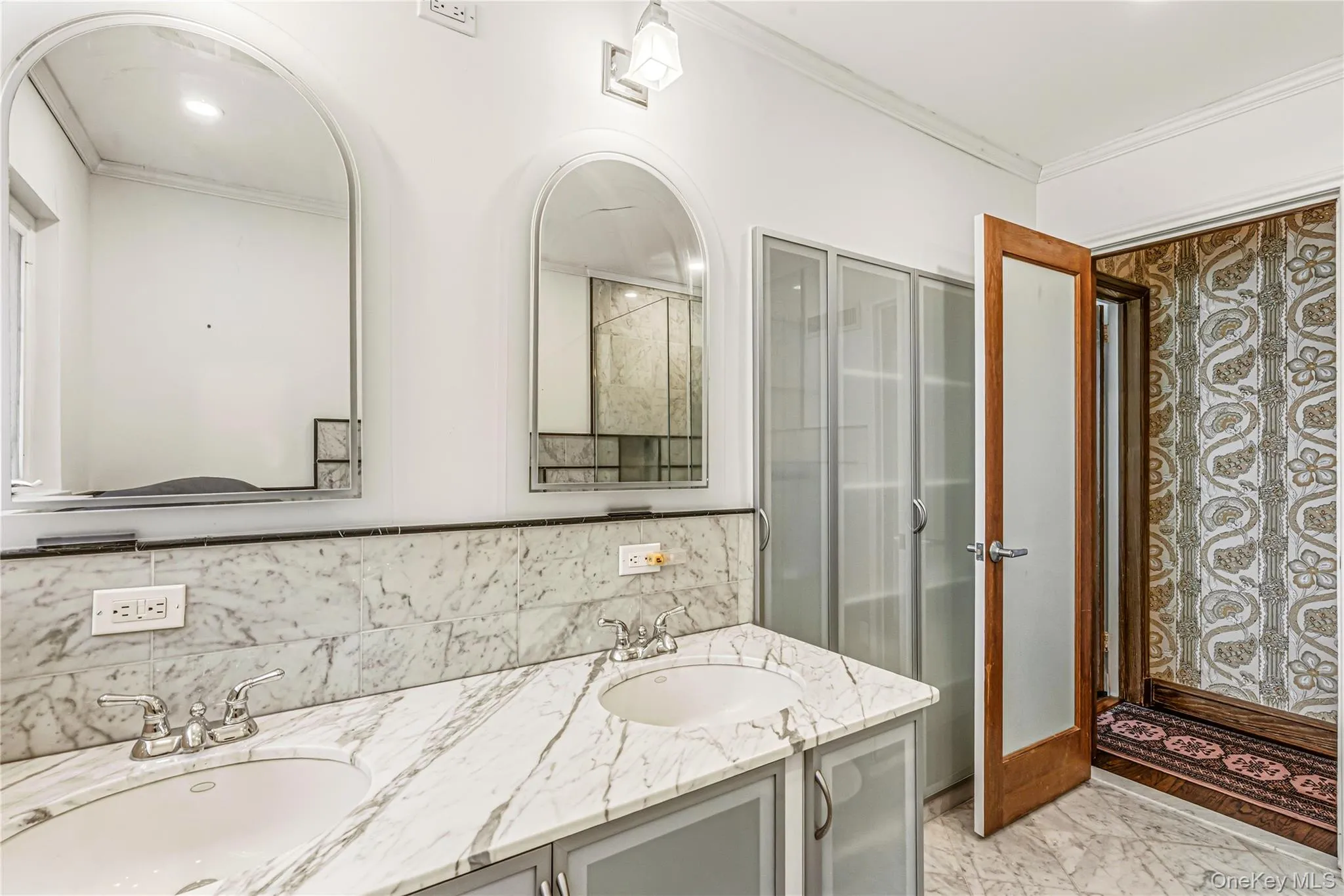 36 Strathmore Road, North Hempstead, NY, 3 Bedrooms Bedrooms, 11 Rooms Rooms,2 BathroomsBathrooms,Residential,For Rent,Strathmore,0,1015327 36 Strathmore Road, North Hempstead, NY, 3 Bedrooms Bedrooms, 11 Rooms Rooms,2 BathroomsBathrooms,Residential,For Rent,Strathmore,0,1015327