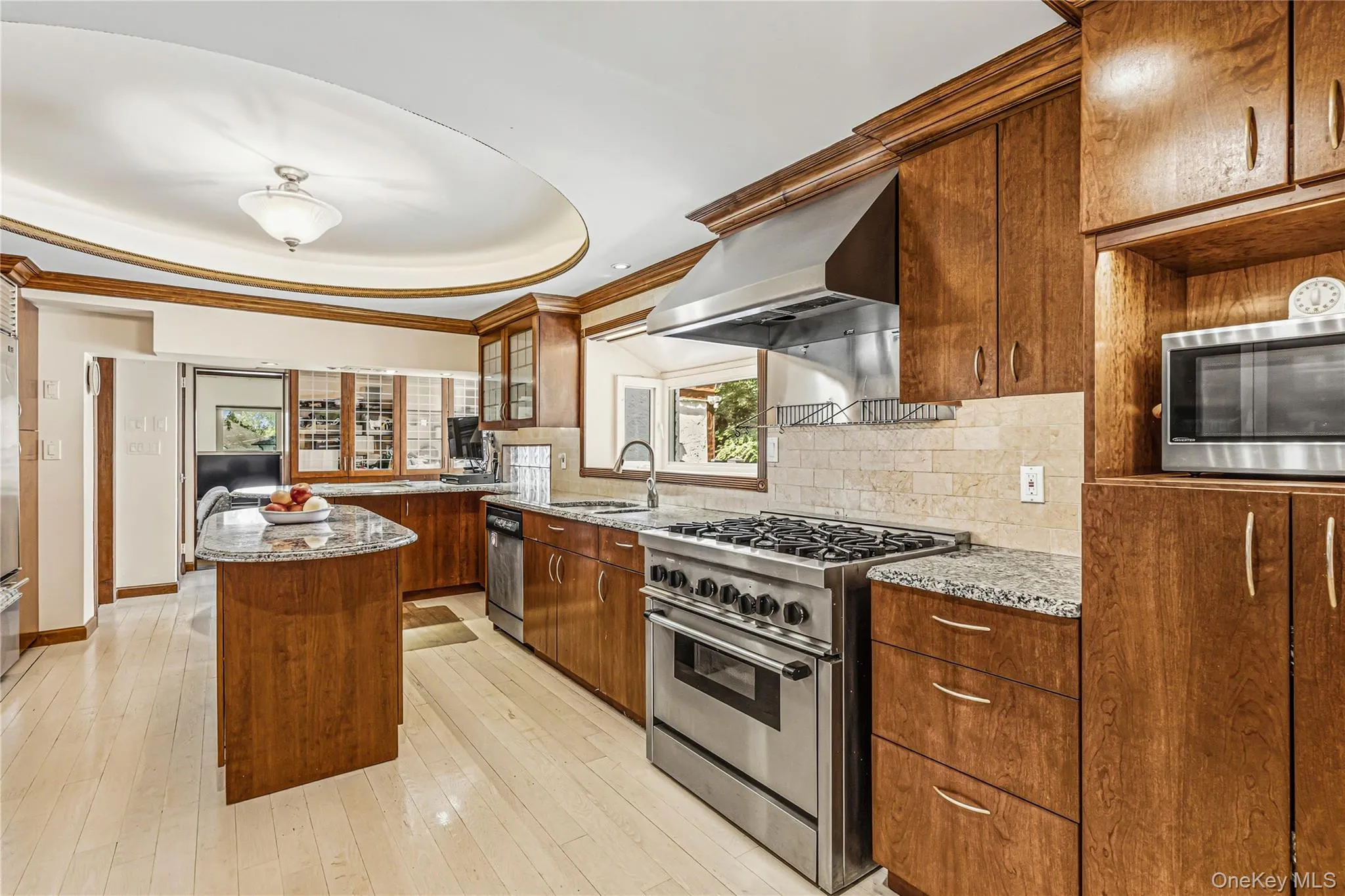 36 Strathmore Road, North Hempstead, NY, 3 Bedrooms Bedrooms, 11 Rooms Rooms,2 BathroomsBathrooms,Residential,For Rent,Strathmore,0,1015327 36 Strathmore Road, North Hempstead, NY, 3 Bedrooms Bedrooms, 11 Rooms Rooms,2 BathroomsBathrooms,Residential,For Rent,Strathmore,0,1015327