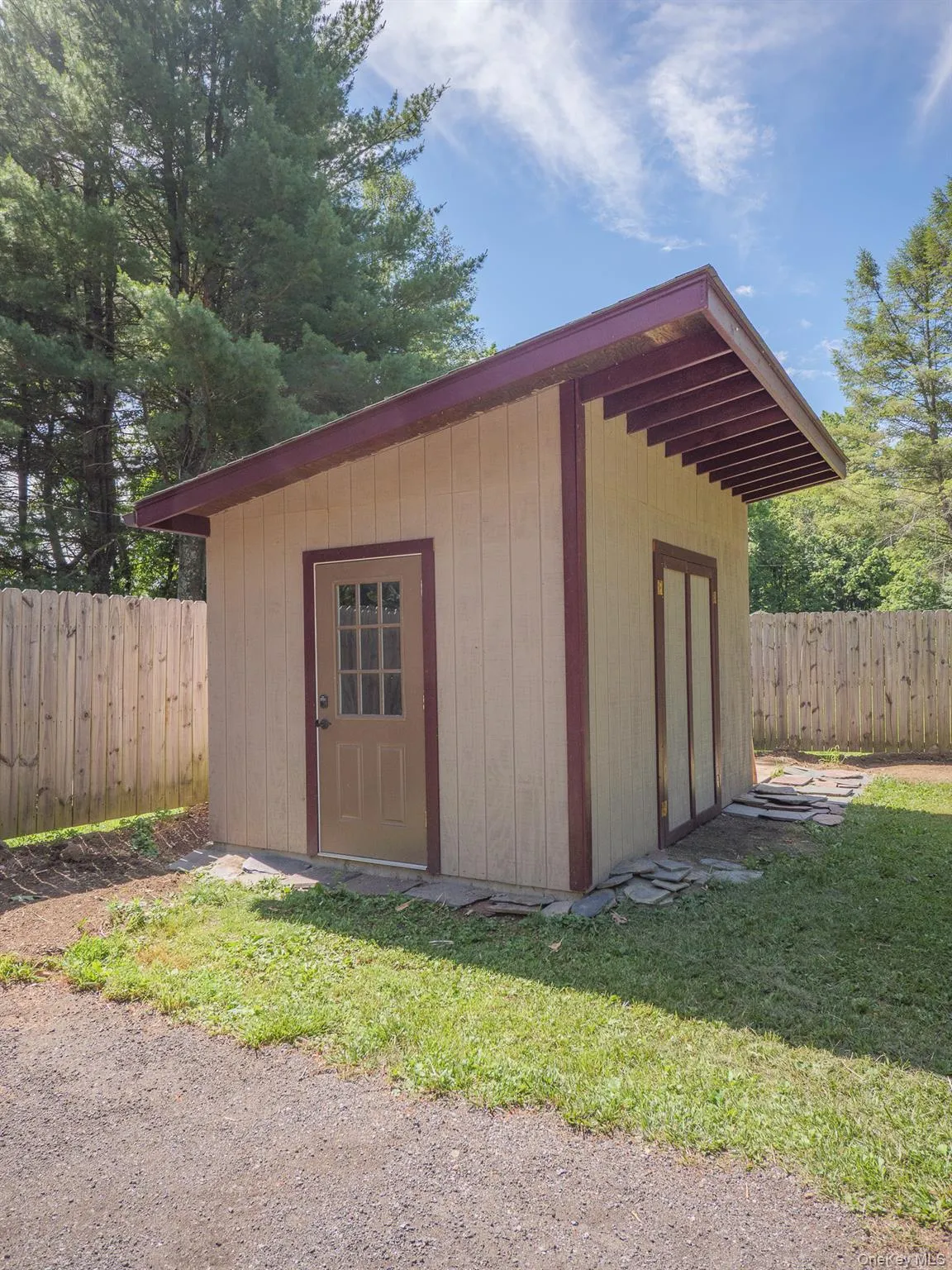 Utility shed Utility shed