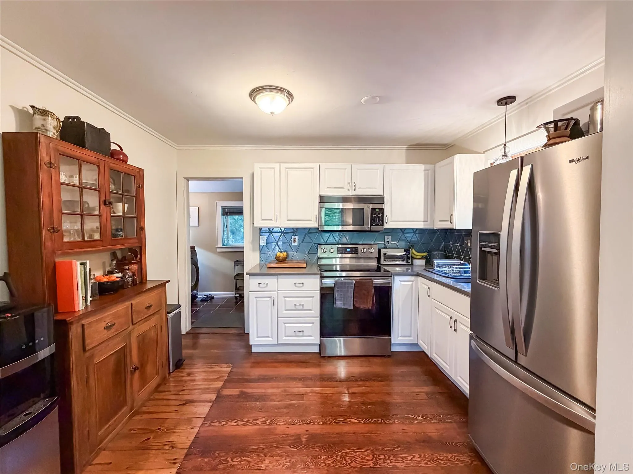 6 Henry Street, Poughkeepsie, NY, 2 Bedrooms Bedrooms, 5 Rooms Rooms,1 BathroomBathrooms,Residential Lease,For Rent,Henry,0,1015336 6 Henry Street, Poughkeepsie, NY, 2 Bedrooms Bedrooms, 5 Rooms Rooms,1 BathroomBathrooms,Residential Lease,For Rent,Henry,0,1015336