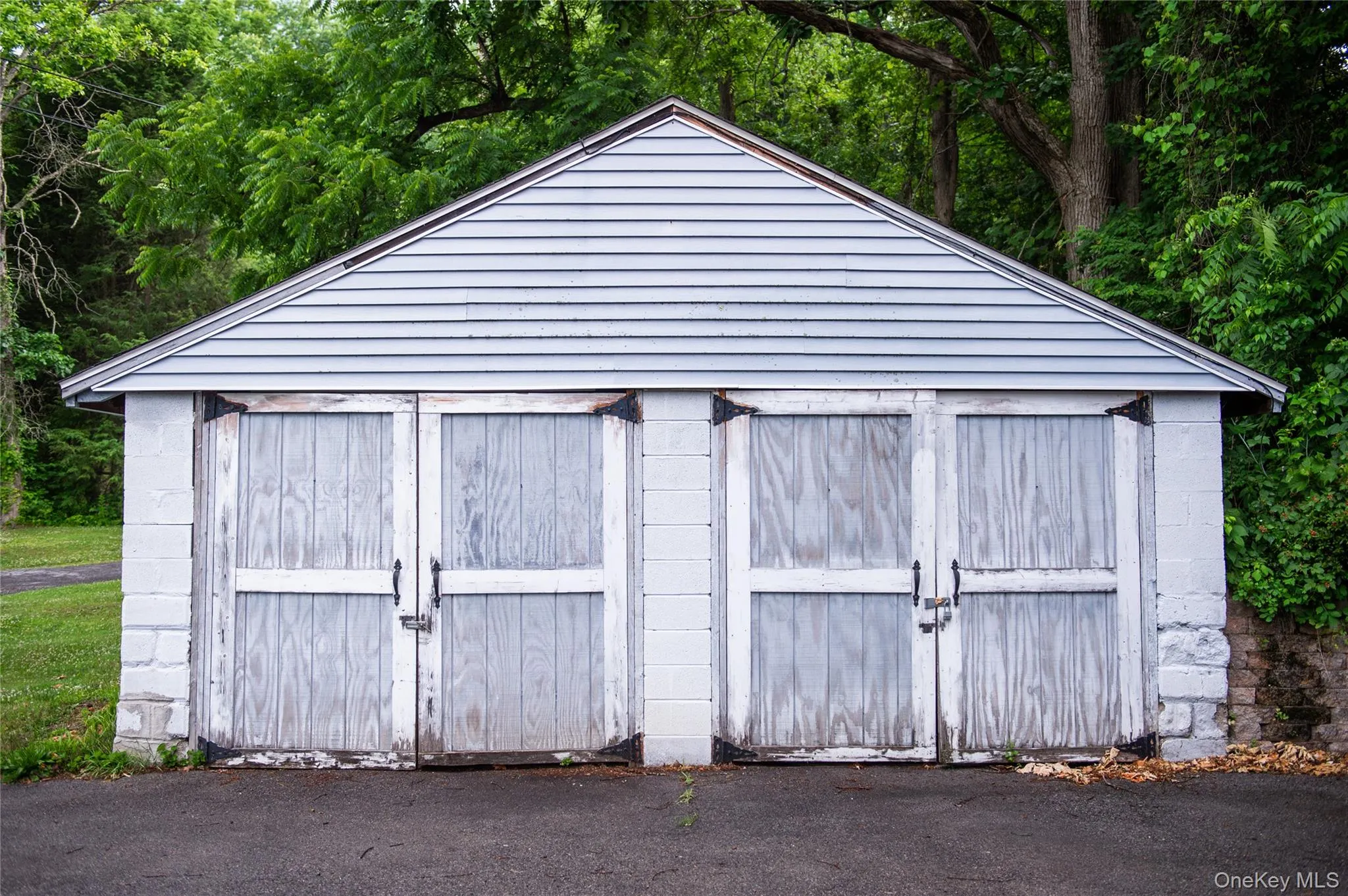6 Henry Street, Poughkeepsie, NY, 2 Bedrooms Bedrooms, 5 Rooms Rooms,1 BathroomBathrooms,Residential Lease,For Rent,Henry,0,1015336 6 Henry Street, Poughkeepsie, NY, 2 Bedrooms Bedrooms, 5 Rooms Rooms,1 BathroomBathrooms,Residential Lease,For Rent,Henry,0,1015336