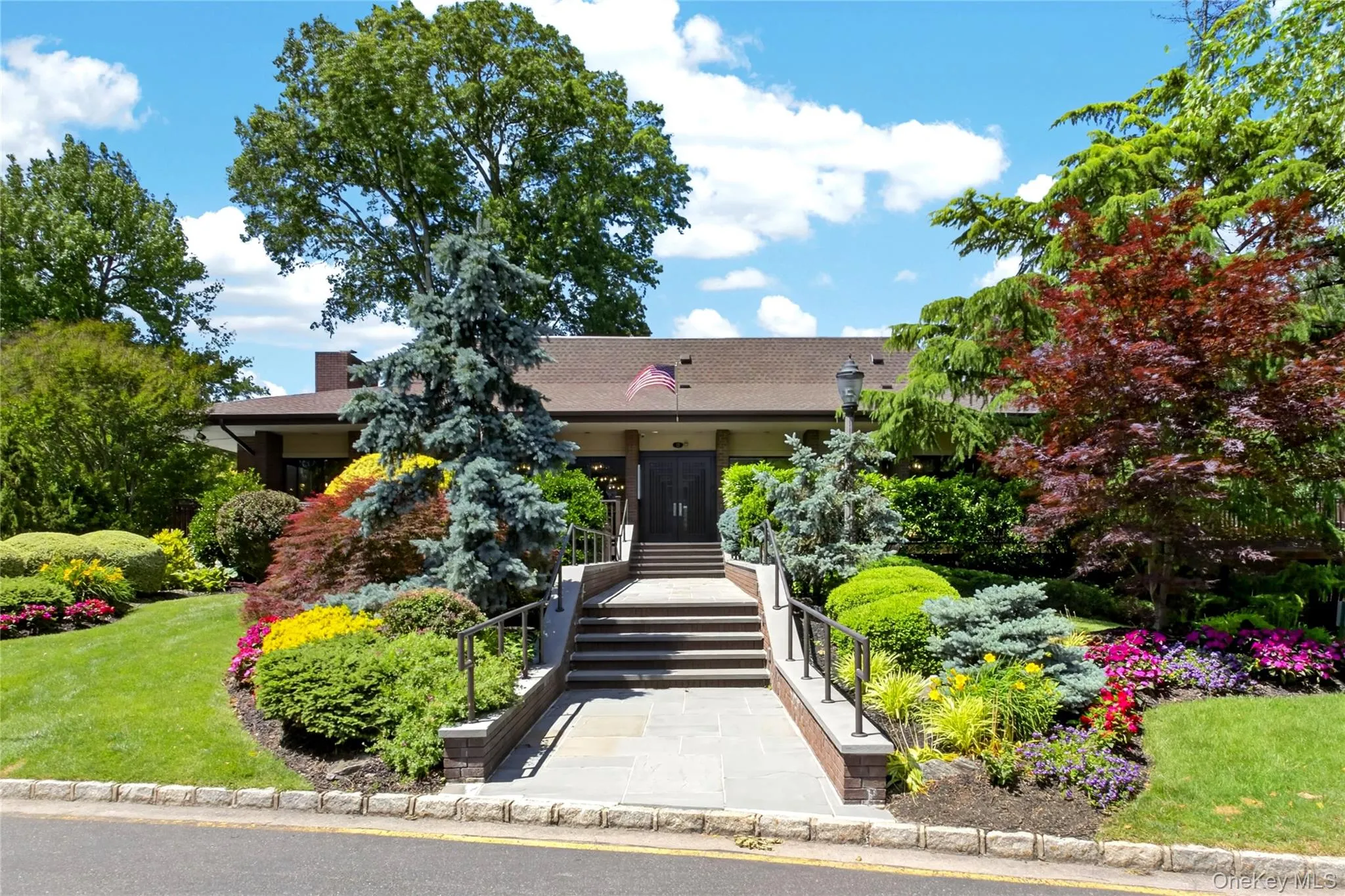 20 Fox Ridge, North Hempstead, NY, 2 Bedrooms Bedrooms, 6 Rooms Rooms,2 BathroomsBathrooms,Residential,For Rent,Fox,0,1015337 20 Fox Ridge, North Hempstead, NY, 2 Bedrooms Bedrooms, 6 Rooms Rooms,2 BathroomsBathrooms,Residential,For Rent,Fox,0,1015337