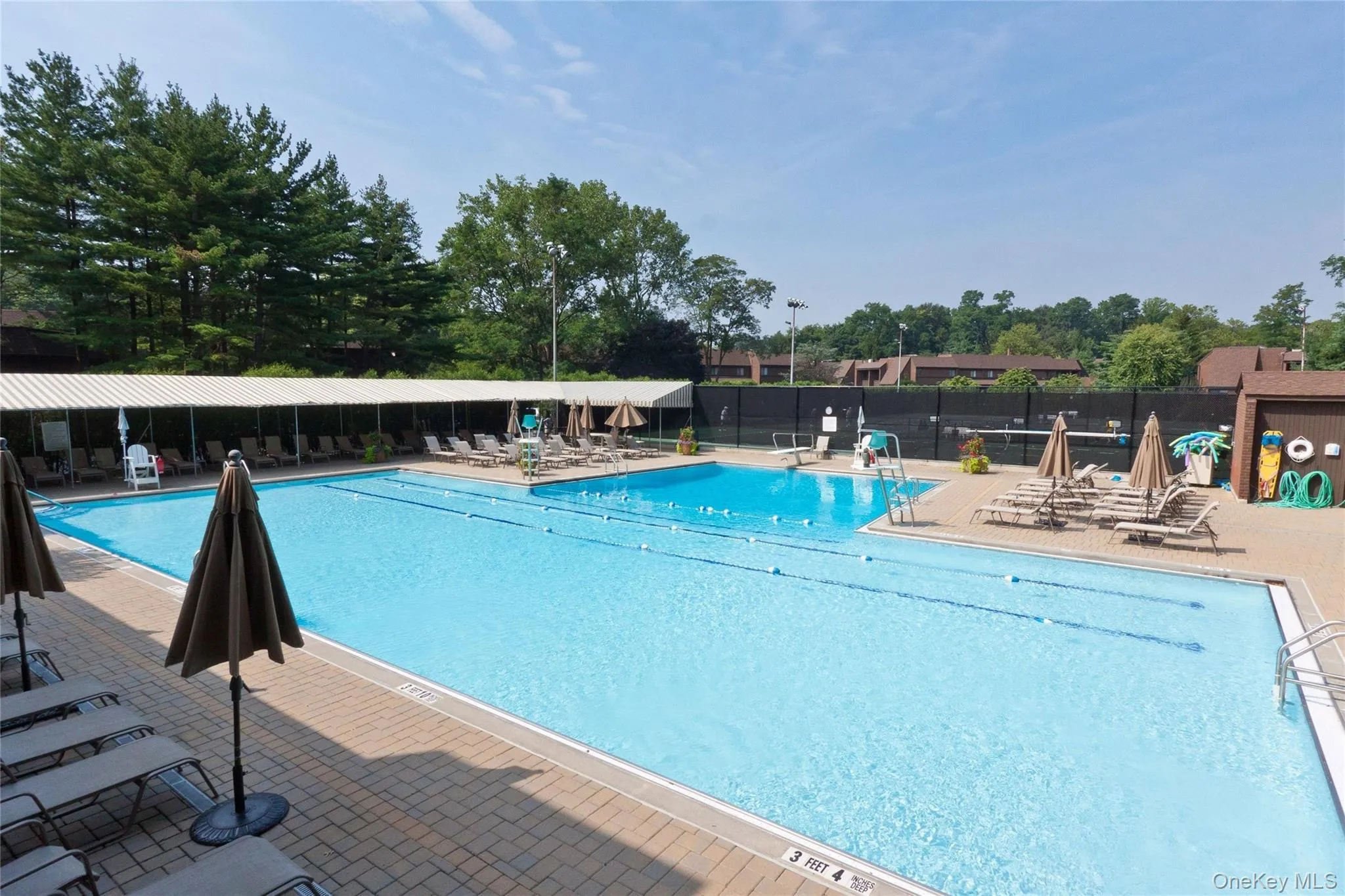 20 Fox Ridge, North Hempstead, NY, 2 Bedrooms Bedrooms, 6 Rooms Rooms,2 BathroomsBathrooms,Residential,For Rent,Fox,0,1015337 20 Fox Ridge, North Hempstead, NY, 2 Bedrooms Bedrooms, 6 Rooms Rooms,2 BathroomsBathrooms,Residential,For Rent,Fox,0,1015337