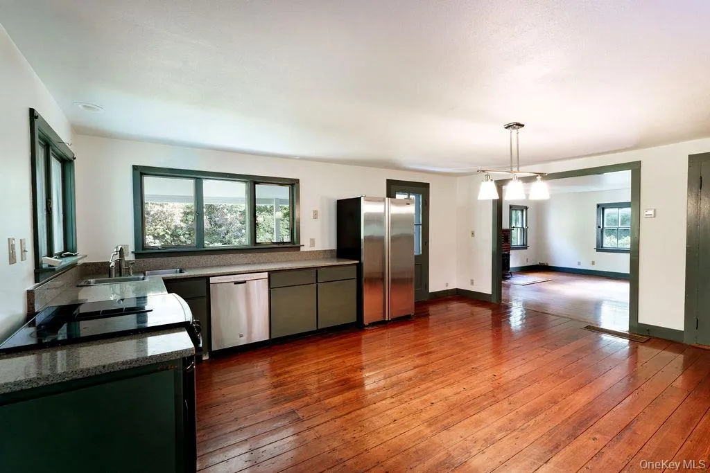 286 Manor Rock Road, Taghkanic, NY, 3 Bedrooms Bedrooms, 6 Rooms Rooms,2 BathroomsBathrooms,Residential,For Rent,Manor Rock,0,1015339 286 Manor Rock Road, Taghkanic, NY, 3 Bedrooms Bedrooms, 6 Rooms Rooms,2 BathroomsBathrooms,Residential,For Rent,Manor Rock,0,1015339