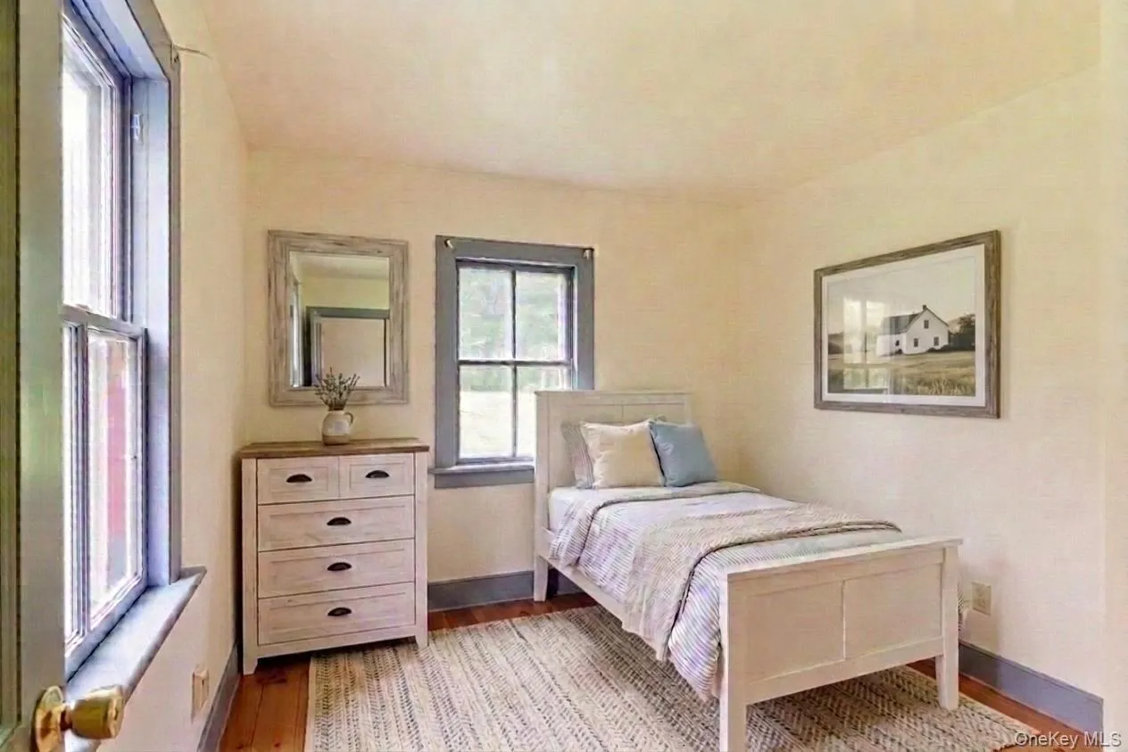 Ground Floor Bedroom AI staged for illustrative purposes. Ground Floor Bedroom AI staged for illustrative purposes.