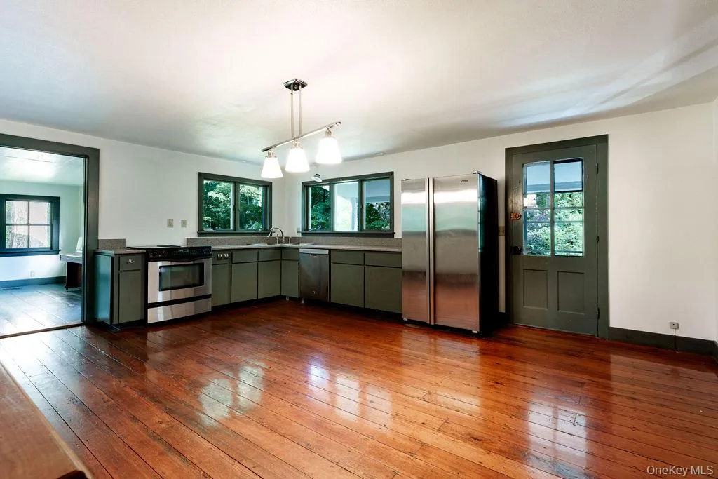 286 Manor Rock Road, Taghkanic, NY, 3 Bedrooms Bedrooms, 6 Rooms Rooms,2 BathroomsBathrooms,Residential,For Rent,Manor Rock,0,1015339 286 Manor Rock Road, Taghkanic, NY, 3 Bedrooms Bedrooms, 6 Rooms Rooms,2 BathroomsBathrooms,Residential,For Rent,Manor Rock,0,1015339