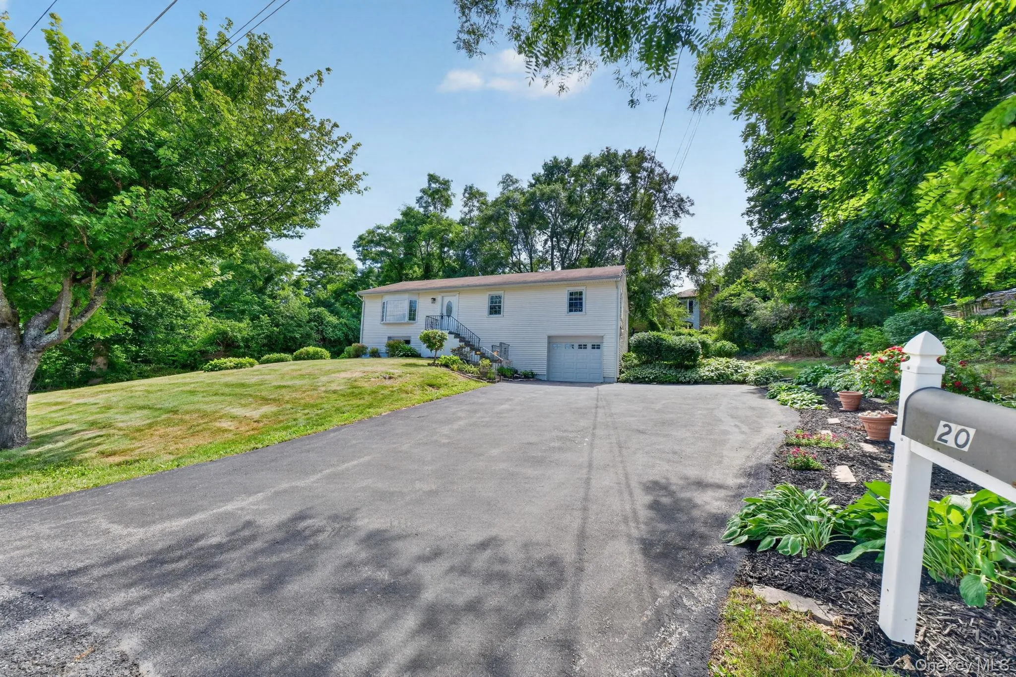 20 Muscoot Road, Carmel, NY, 3 Bedrooms Bedrooms, 6 Rooms Rooms,1 BathroomBathrooms,Residential,For Rent,Muscoot,0,1015340 20 Muscoot Road, Carmel, NY, 3 Bedrooms Bedrooms, 6 Rooms Rooms,1 BathroomBathrooms,Residential,For Rent,Muscoot,0,1015340